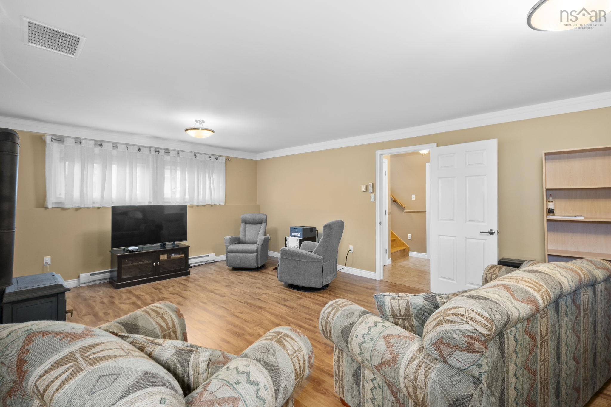 View image 21