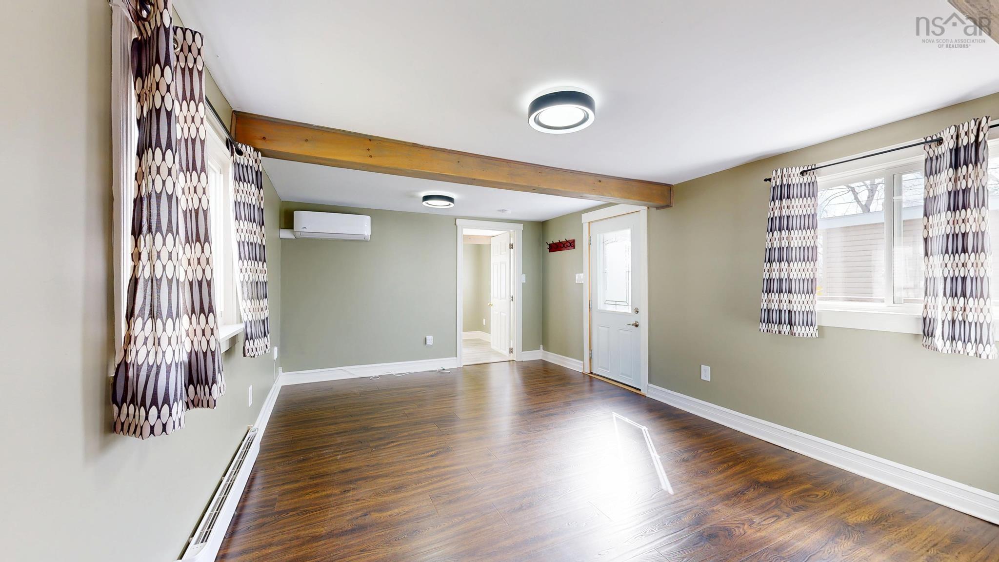 View image 11