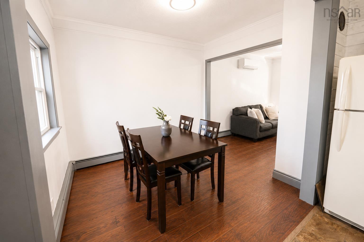 View image 12