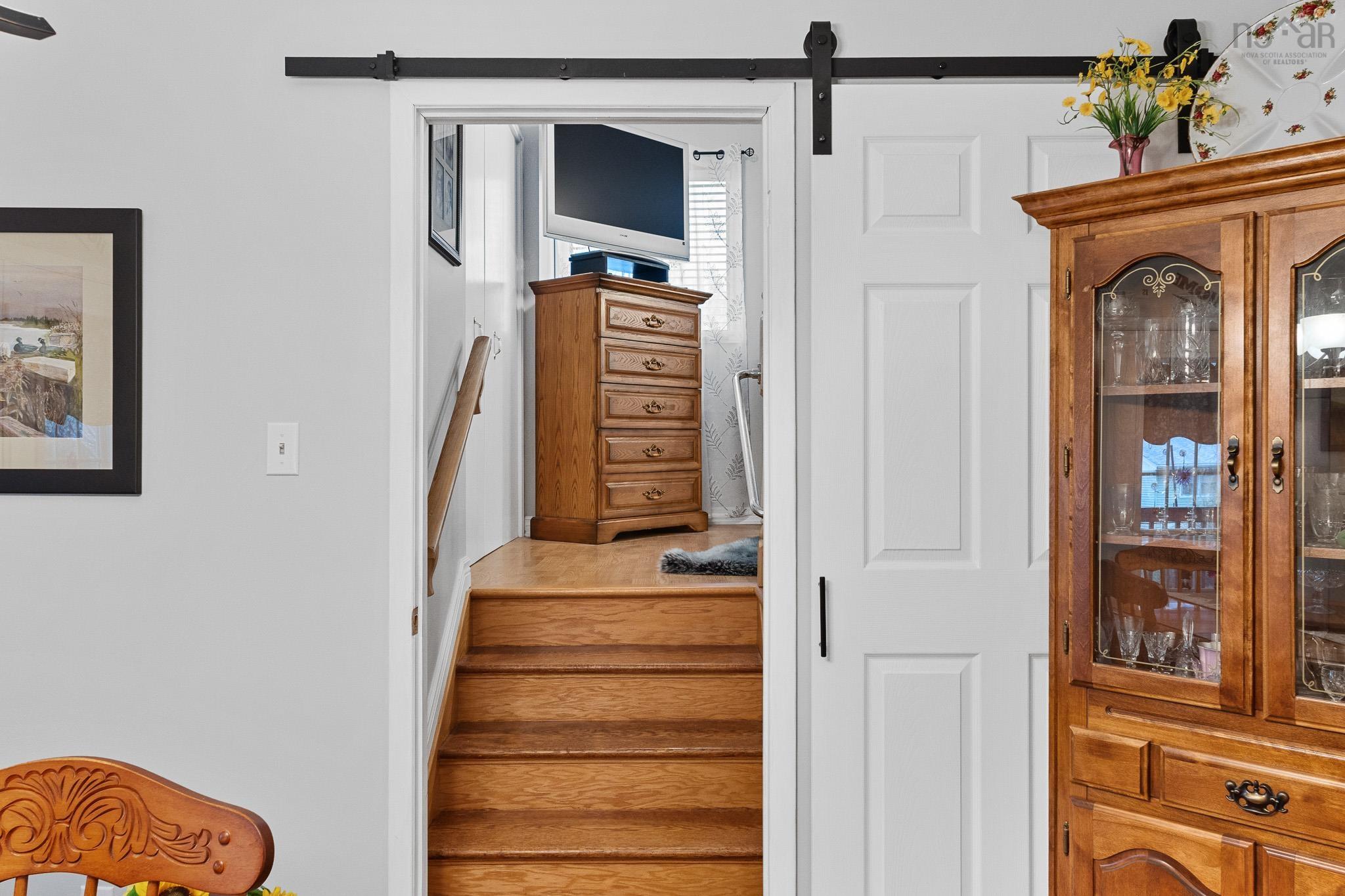 View image 18