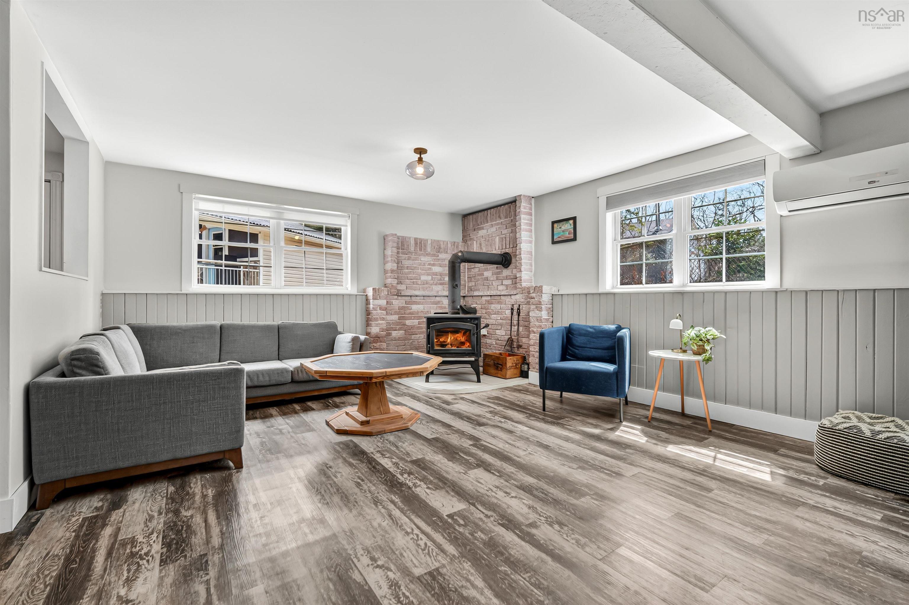 View image 30