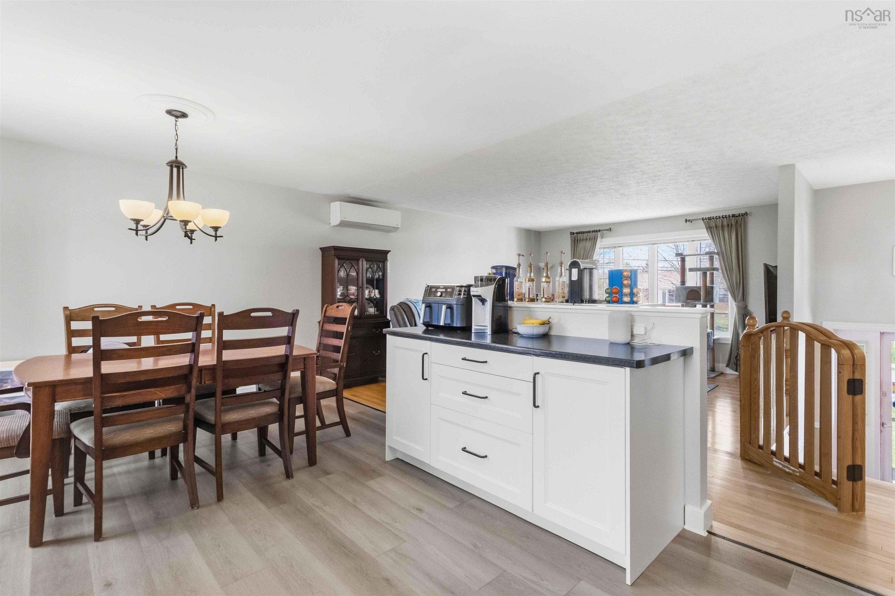 View image 17