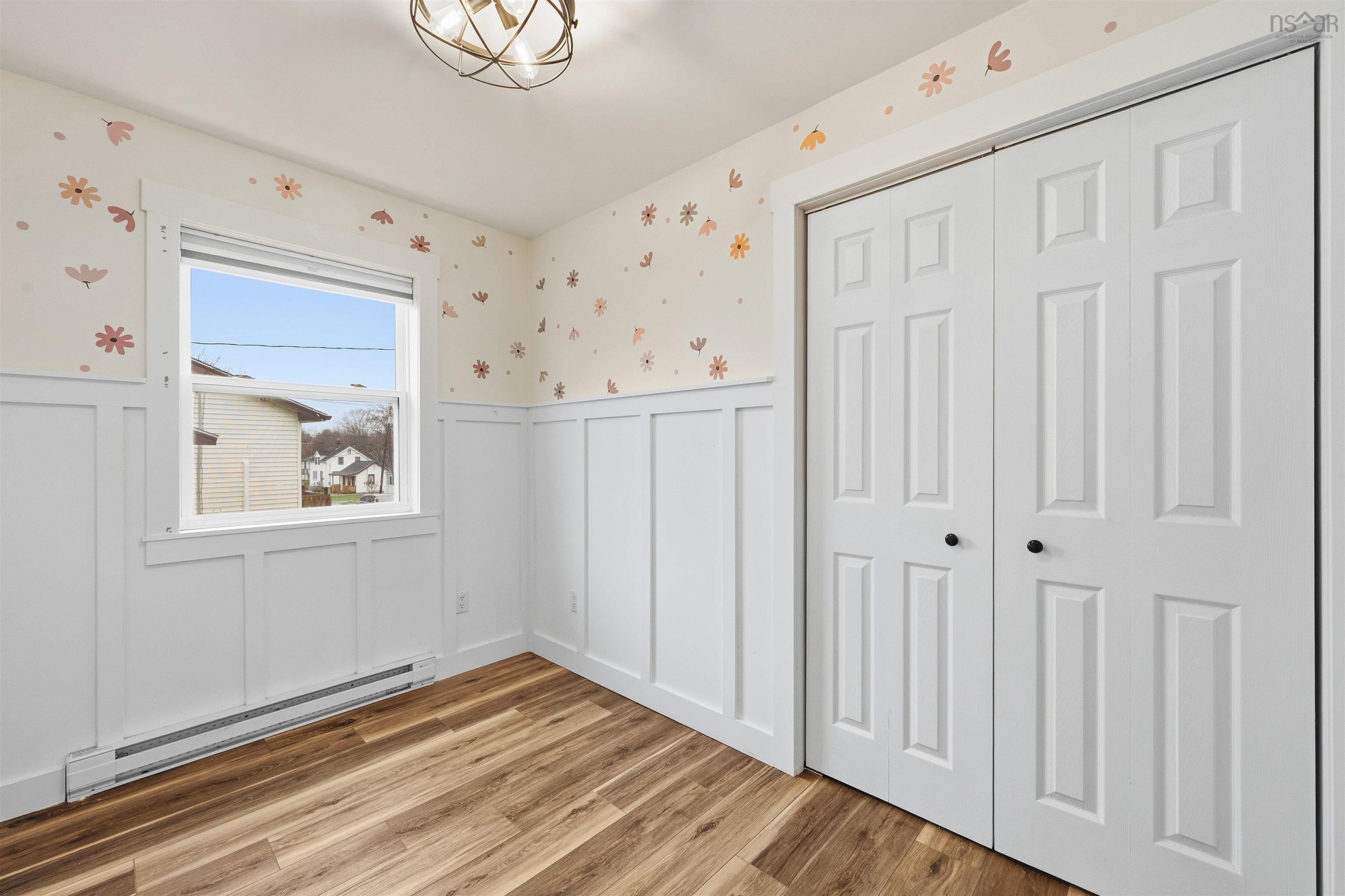 View image 12
