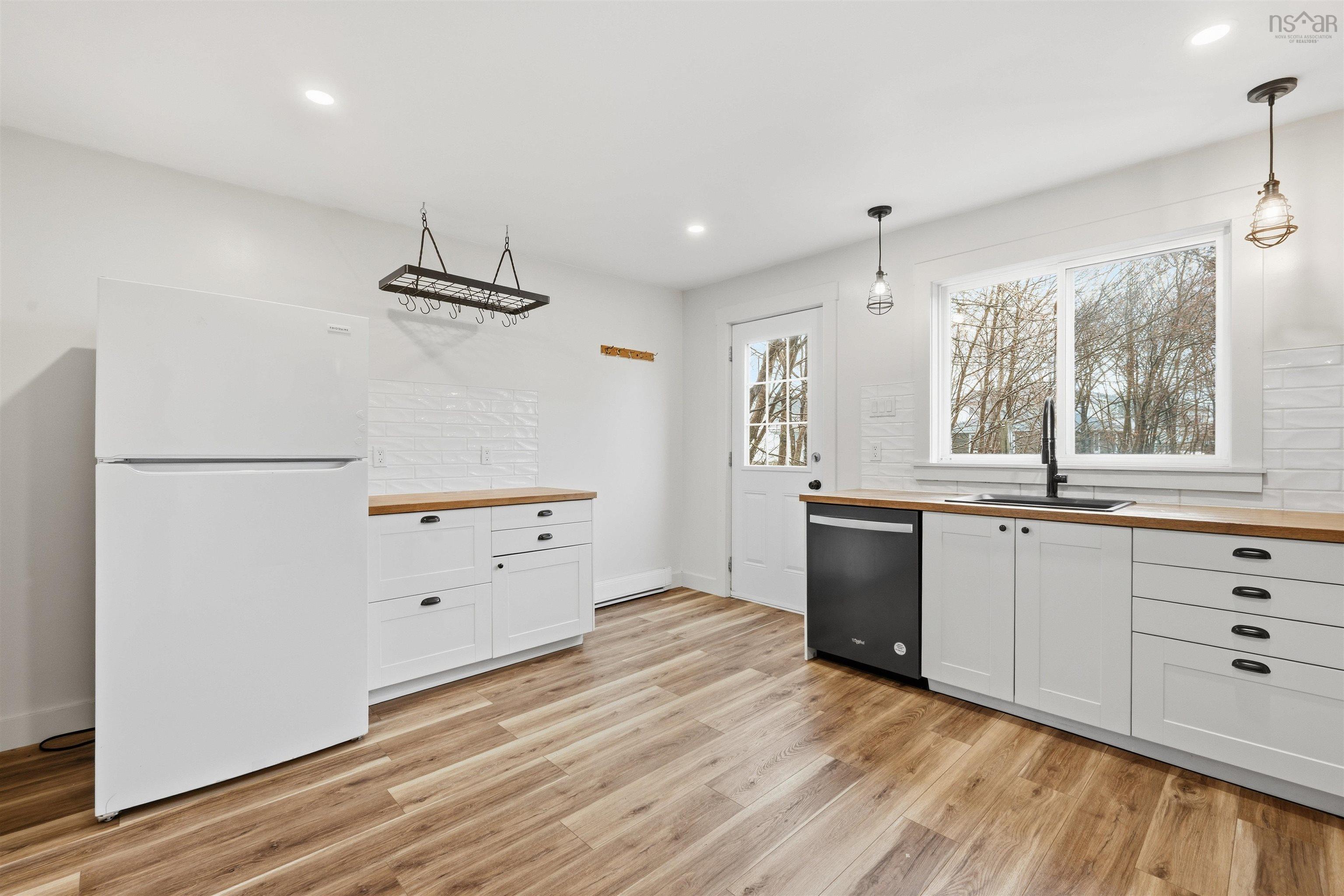View image 15