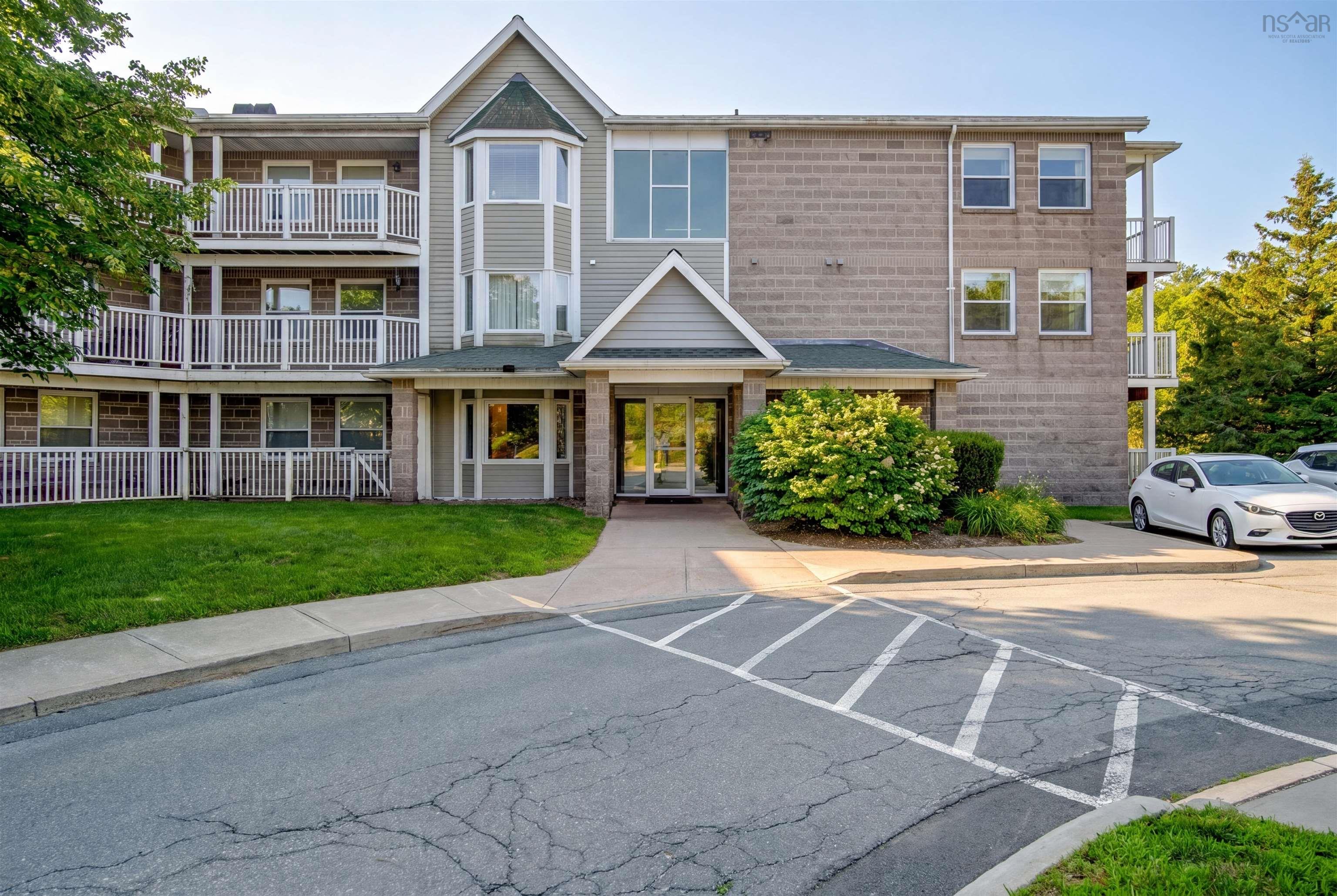 Thumbnail image for 306 83 Kearney Lake Road MLS<sup>®</sup> 202610429