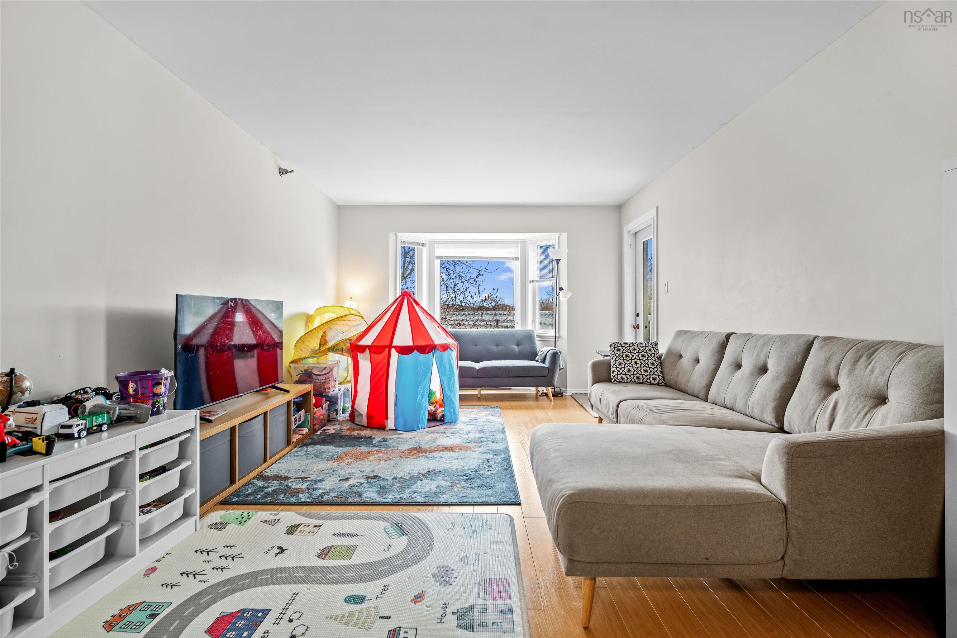 View image 12