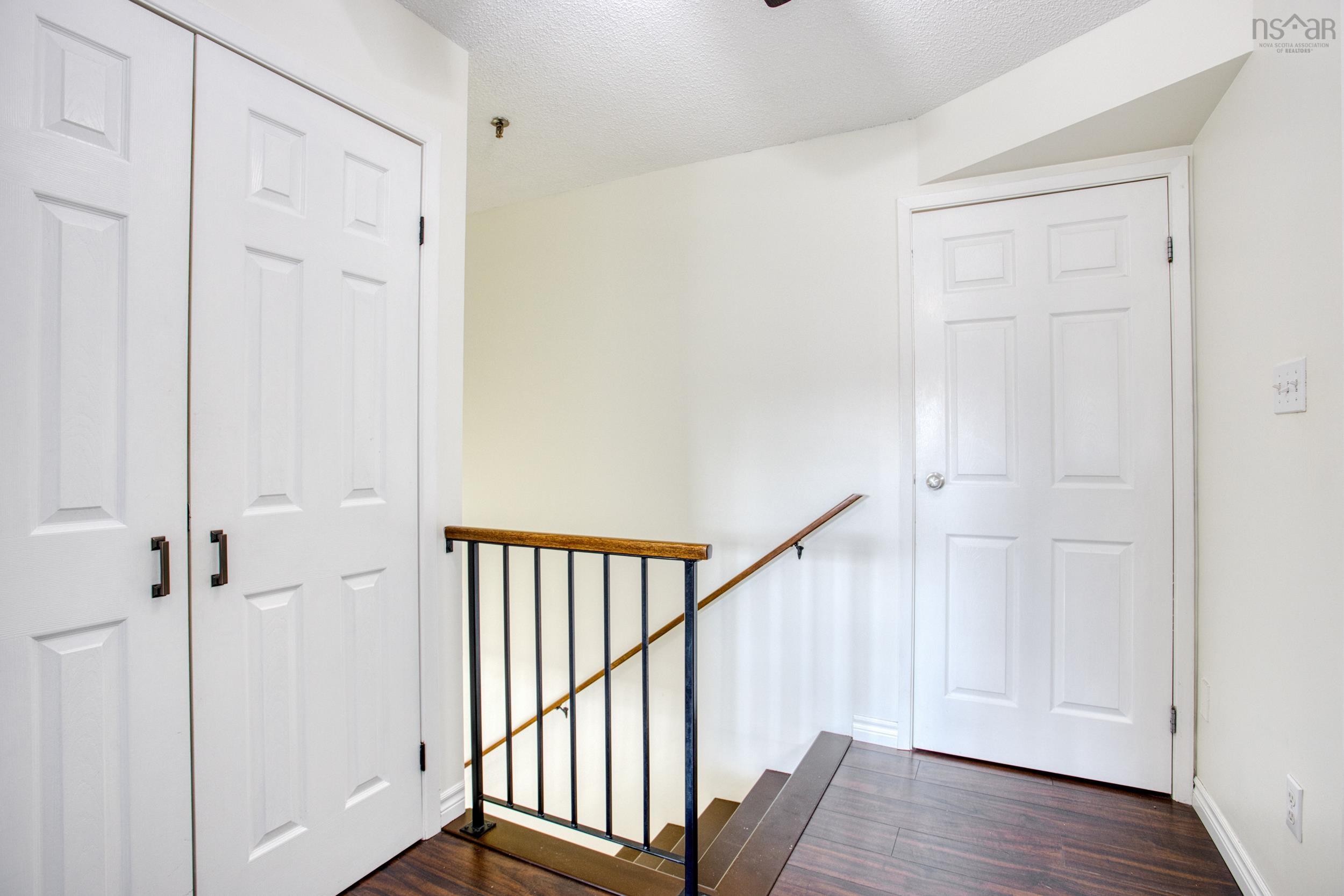 View image 18