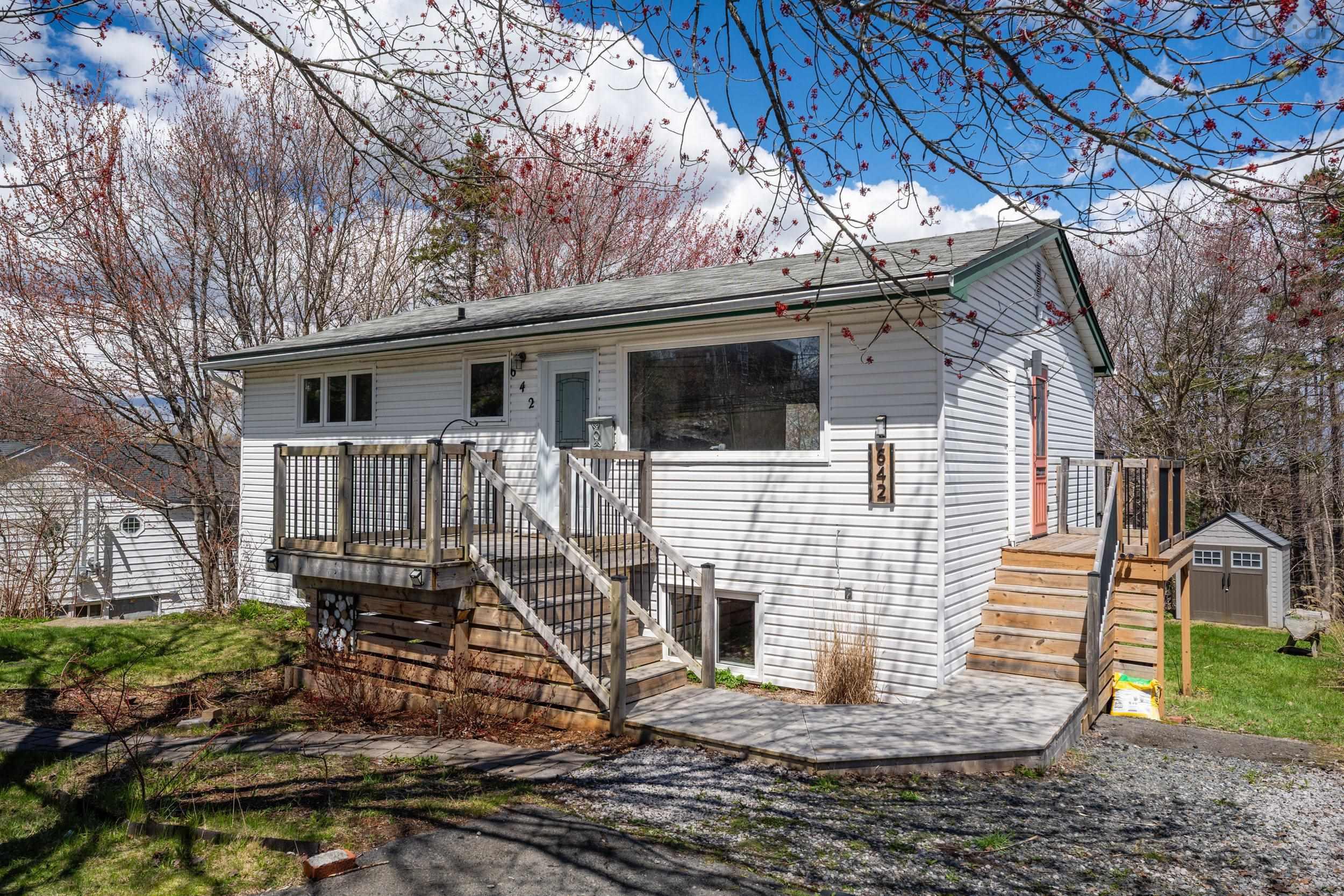 Thumbnail image for 642 Herring Cove Road MLS<sup>®</sup> 202610433