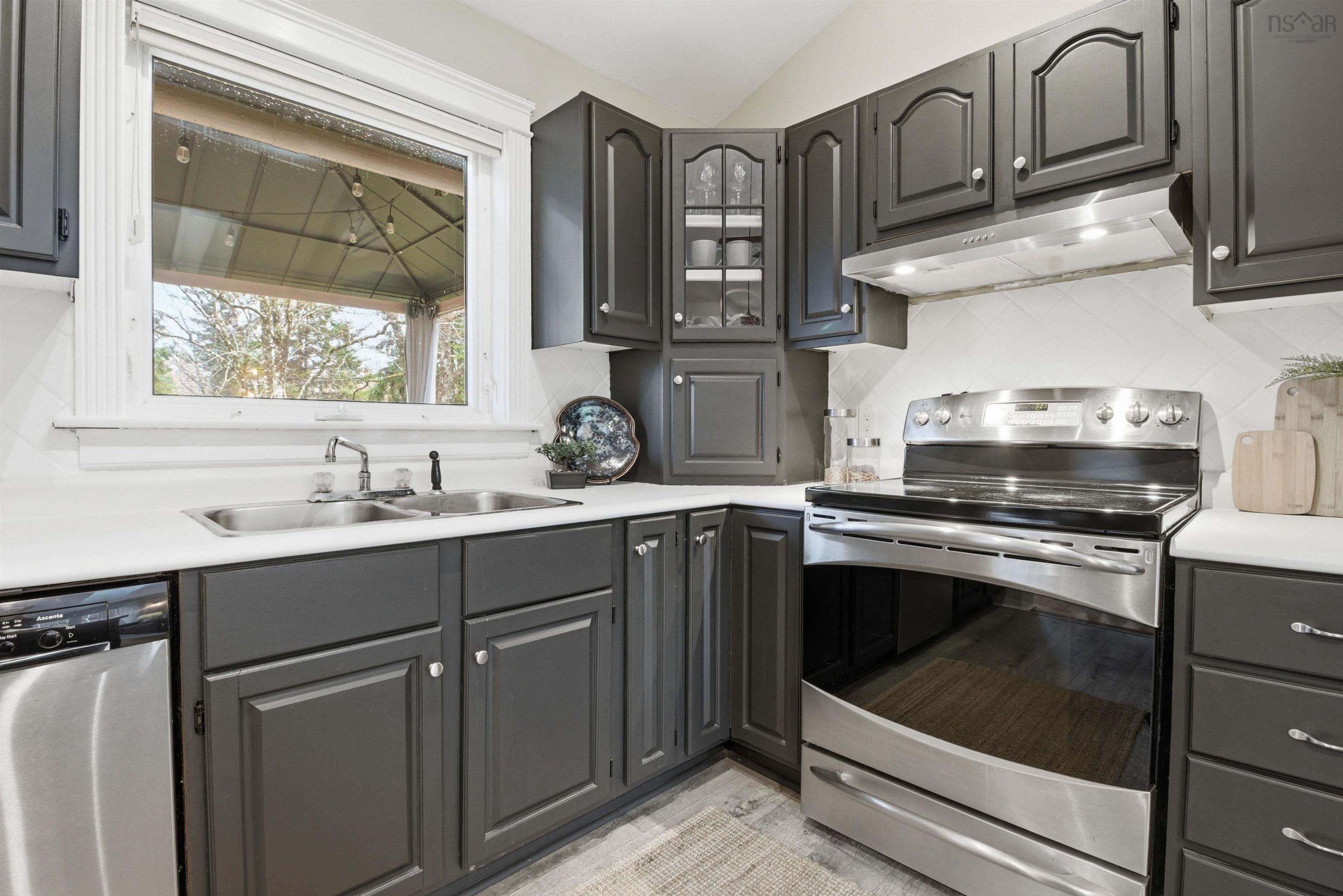 View image 11