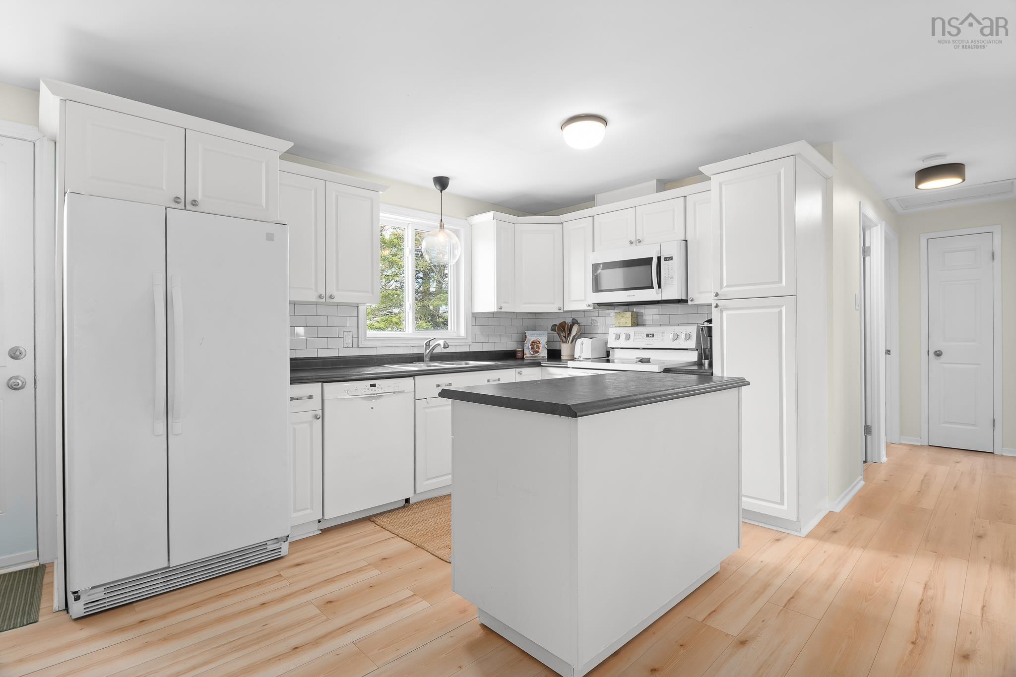 View image 11