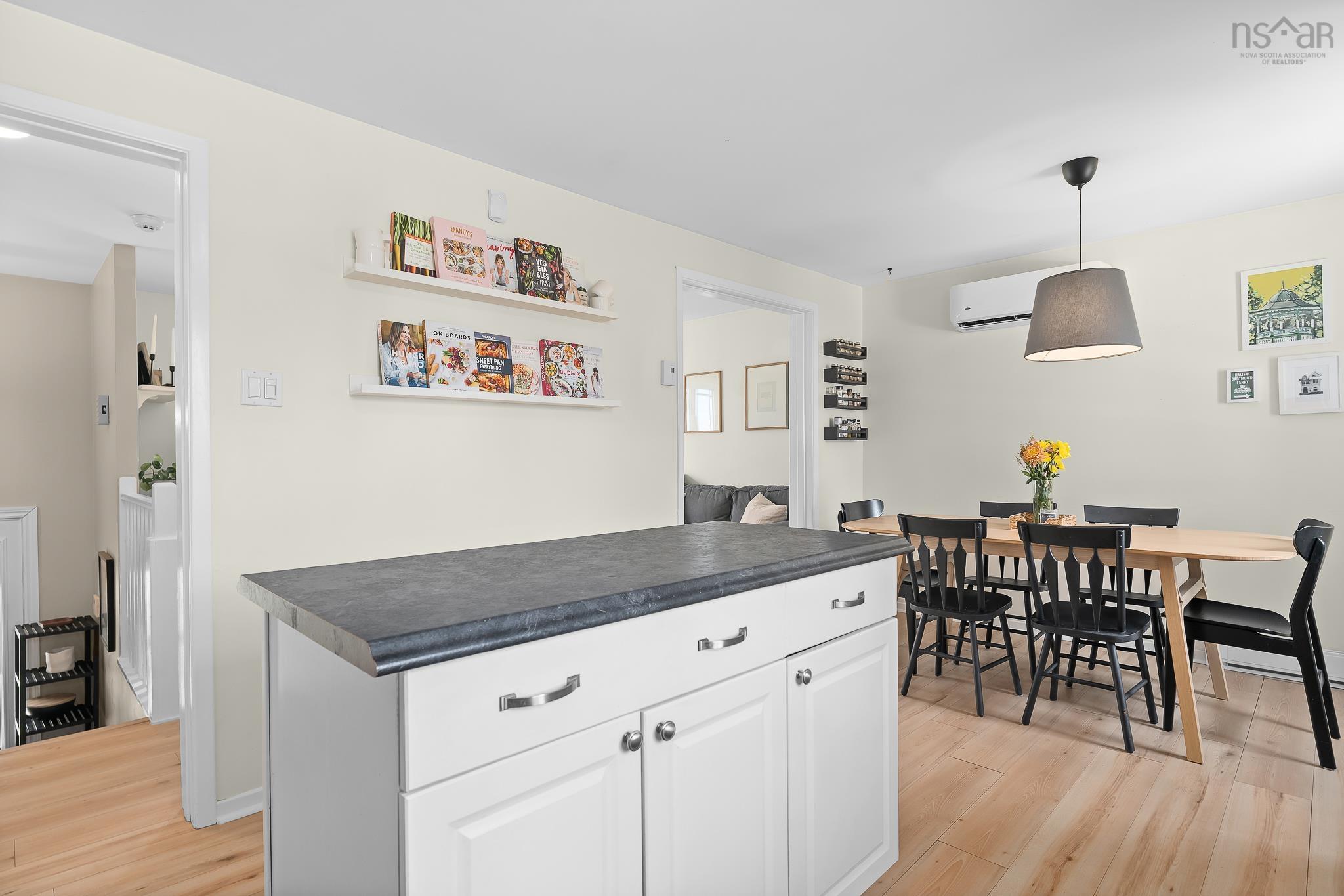 View image 12