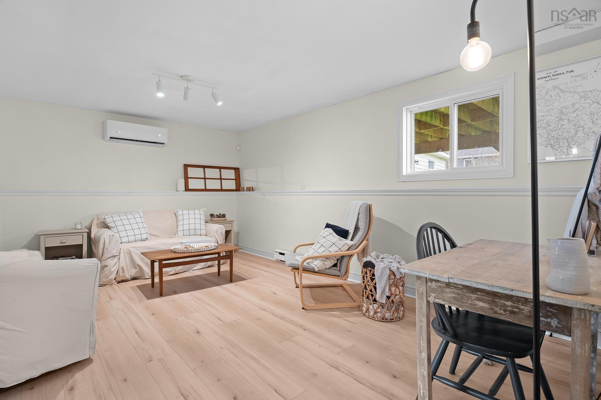View image 21