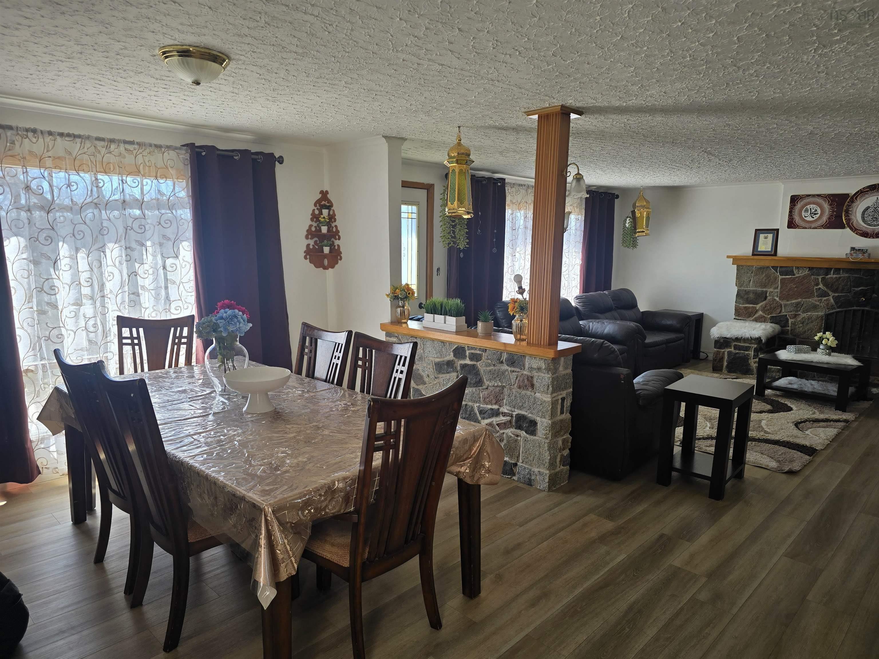 View image 18