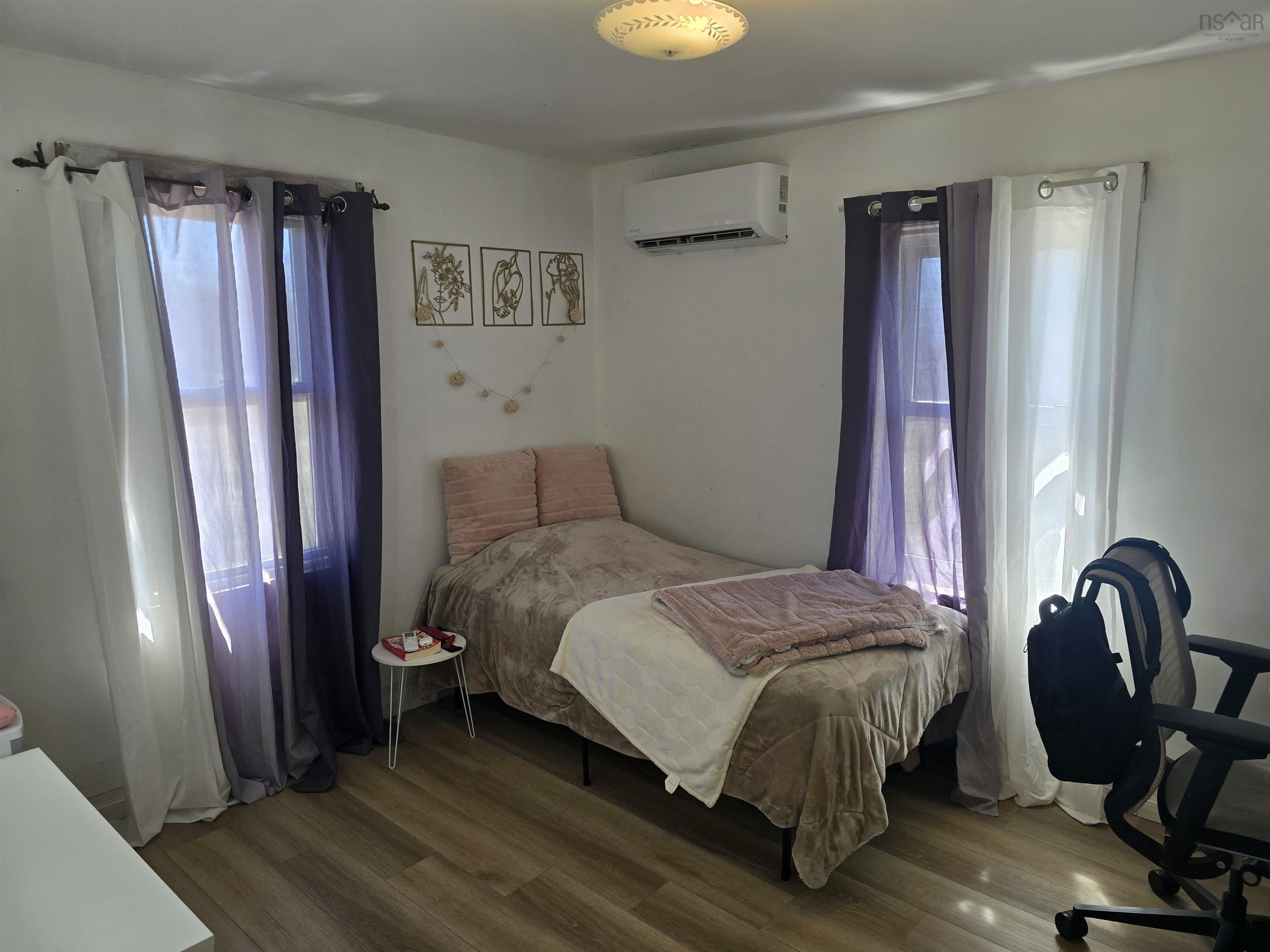 View image 21