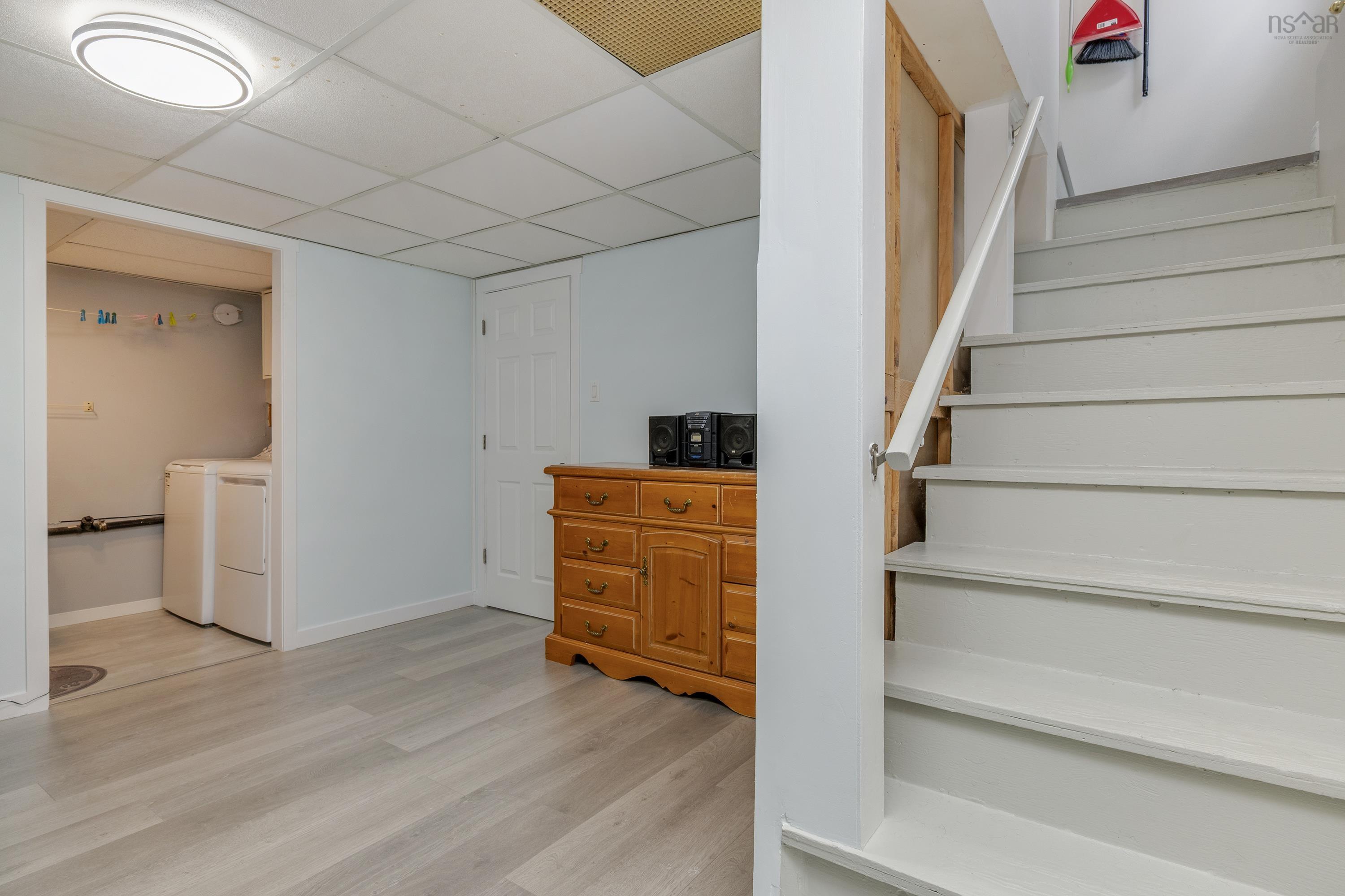 View image 19