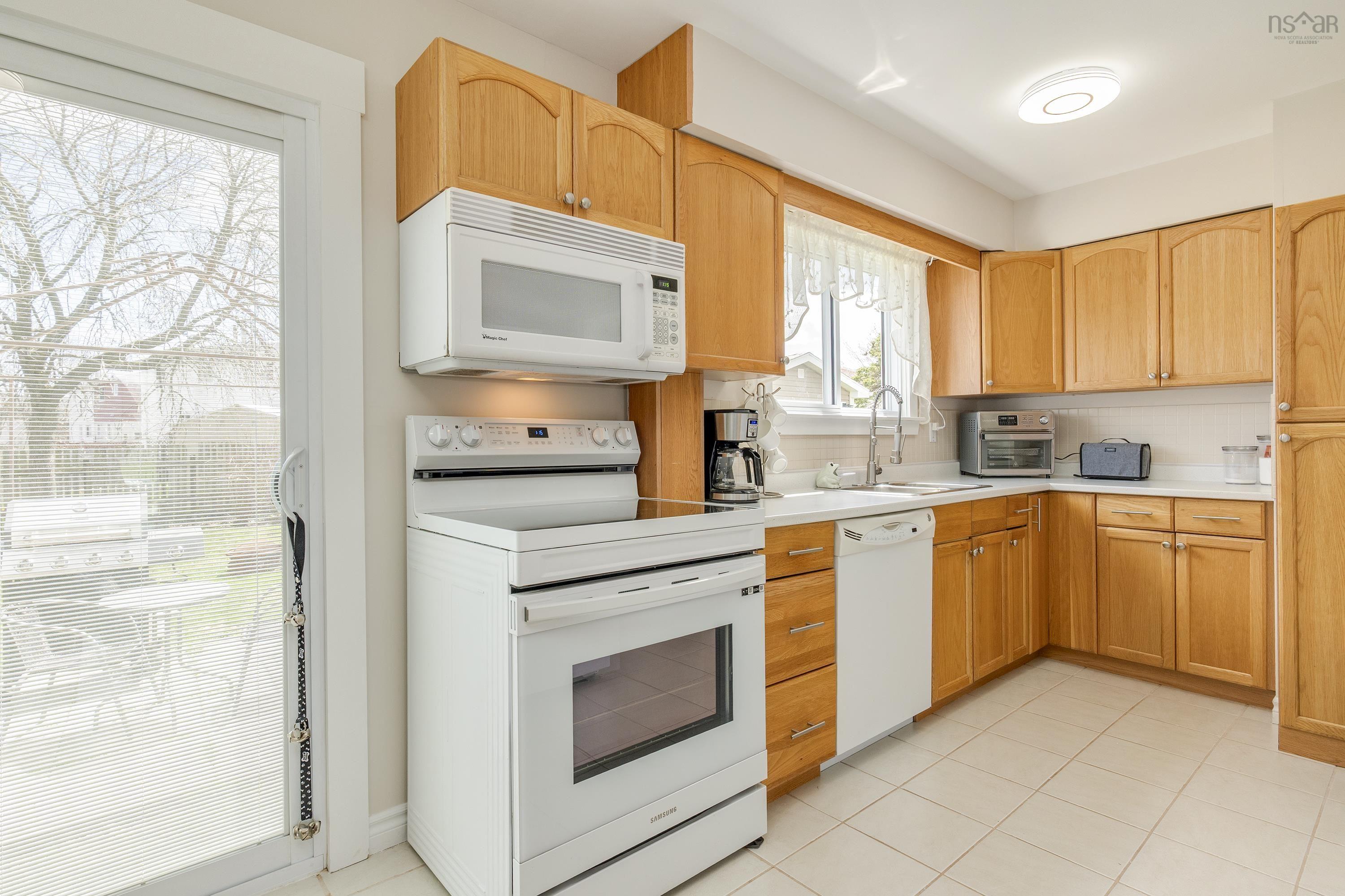 View image 9