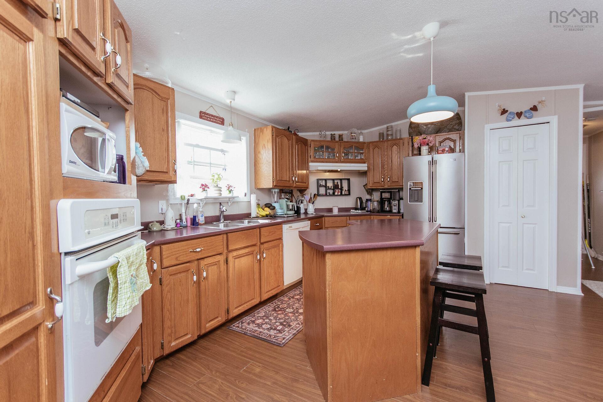 View image 9