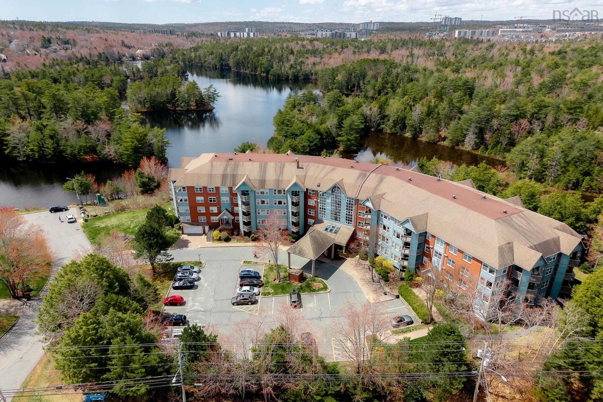 Thumbnail image for 407 2 Lake Drive MLS<sup>®</sup> 202610553