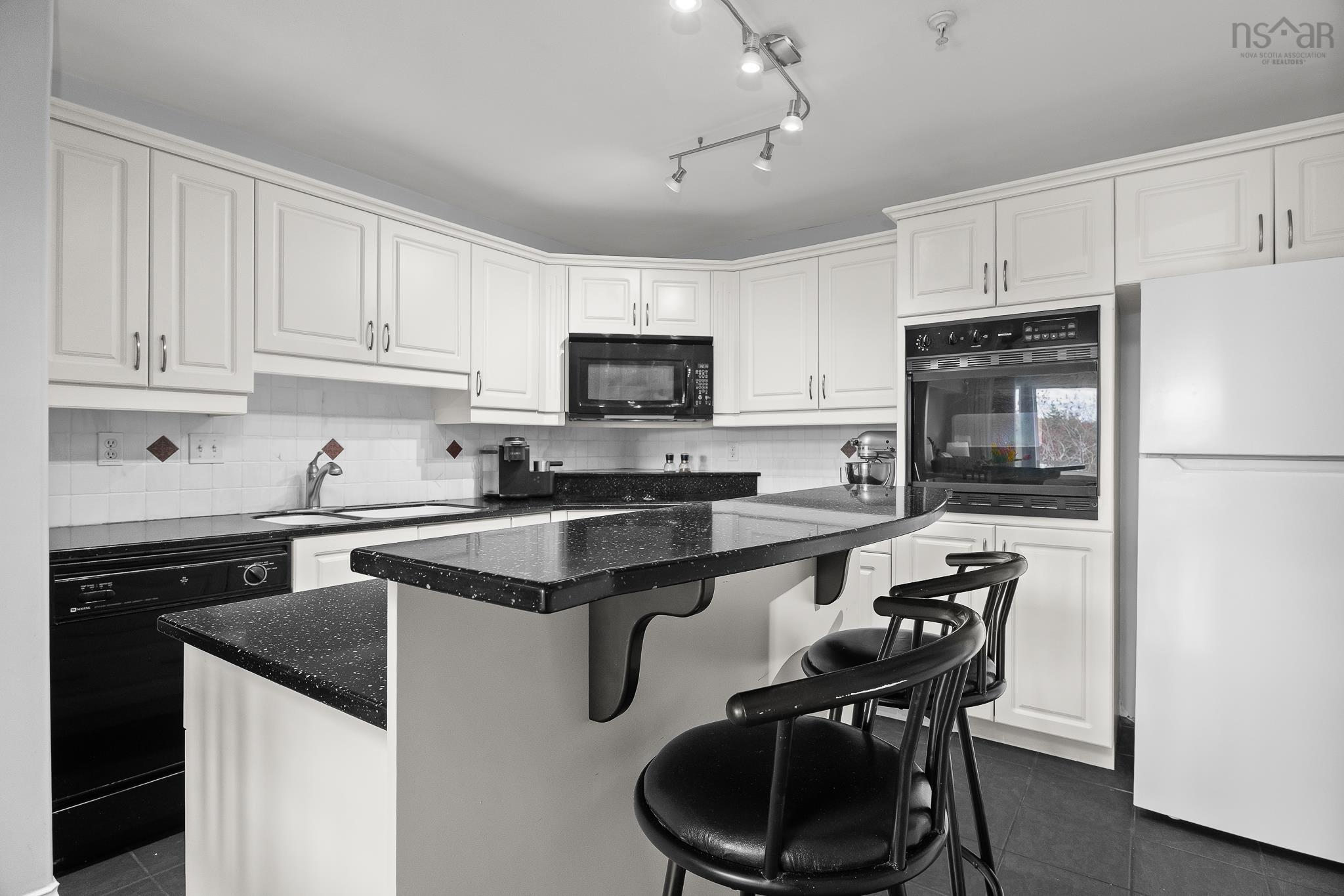 View image 15