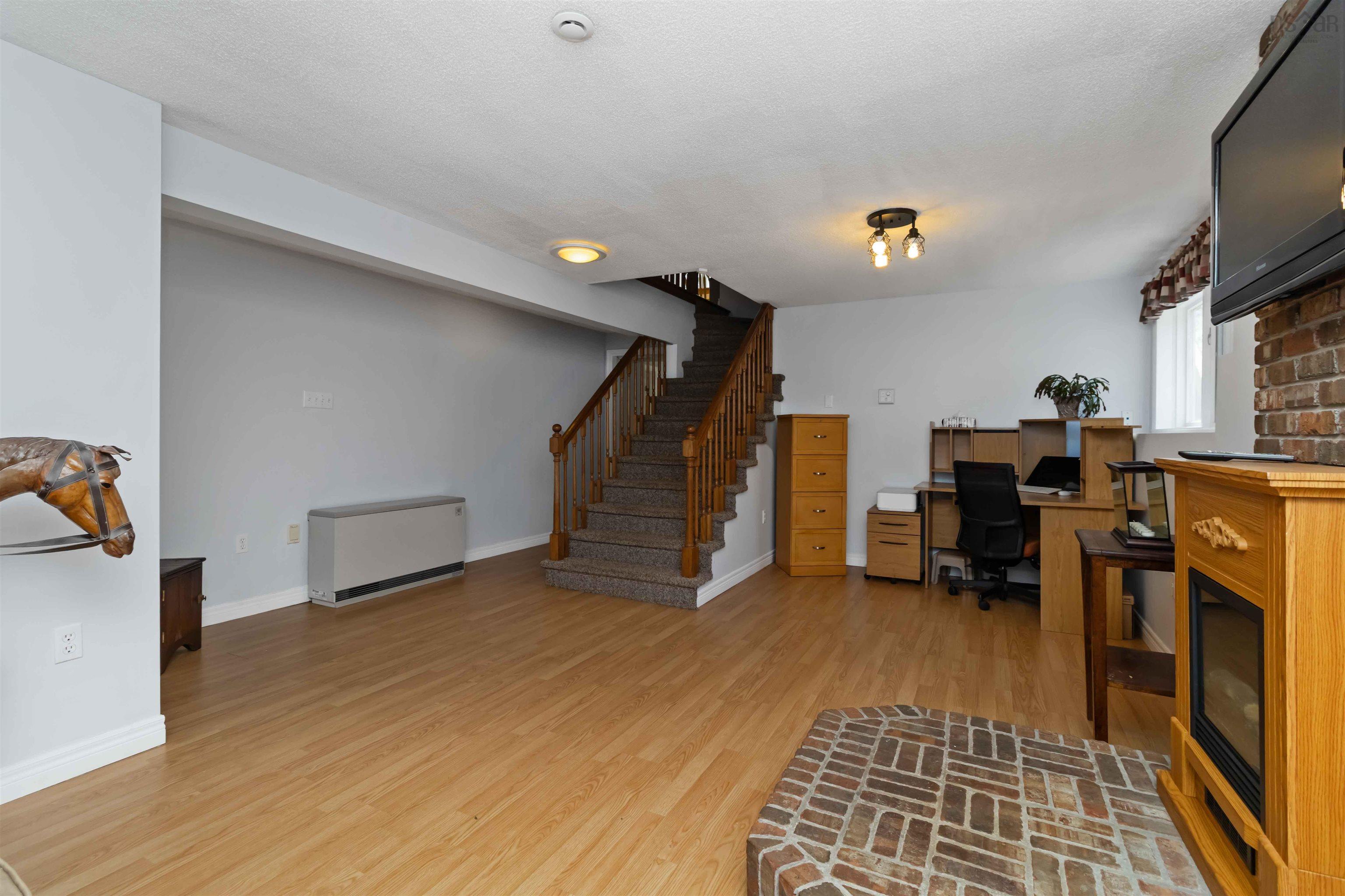View image 17