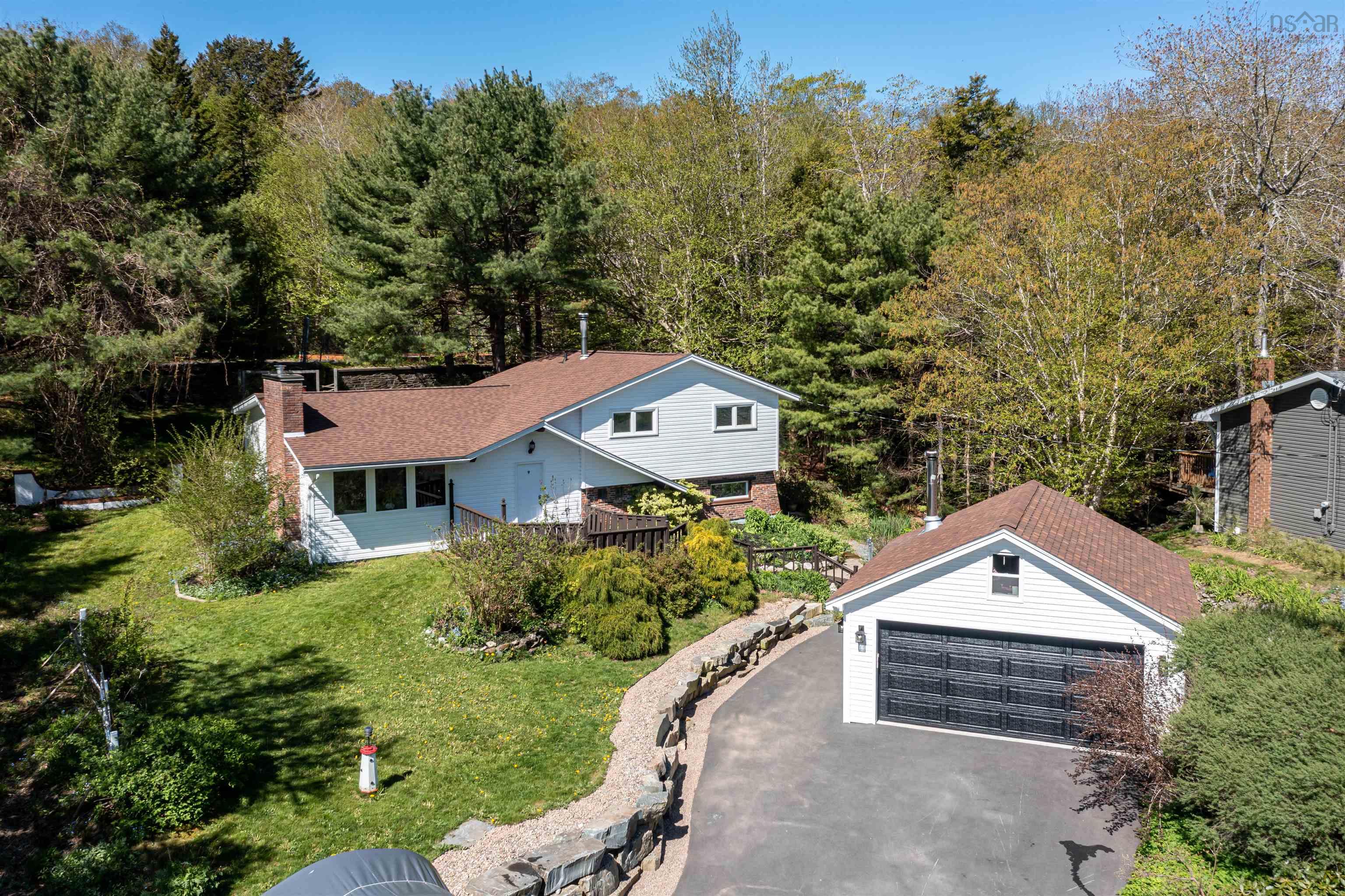 Thumbnail image for 28 Beech Hill Drive MLS<sup>®</sup> 202610580
