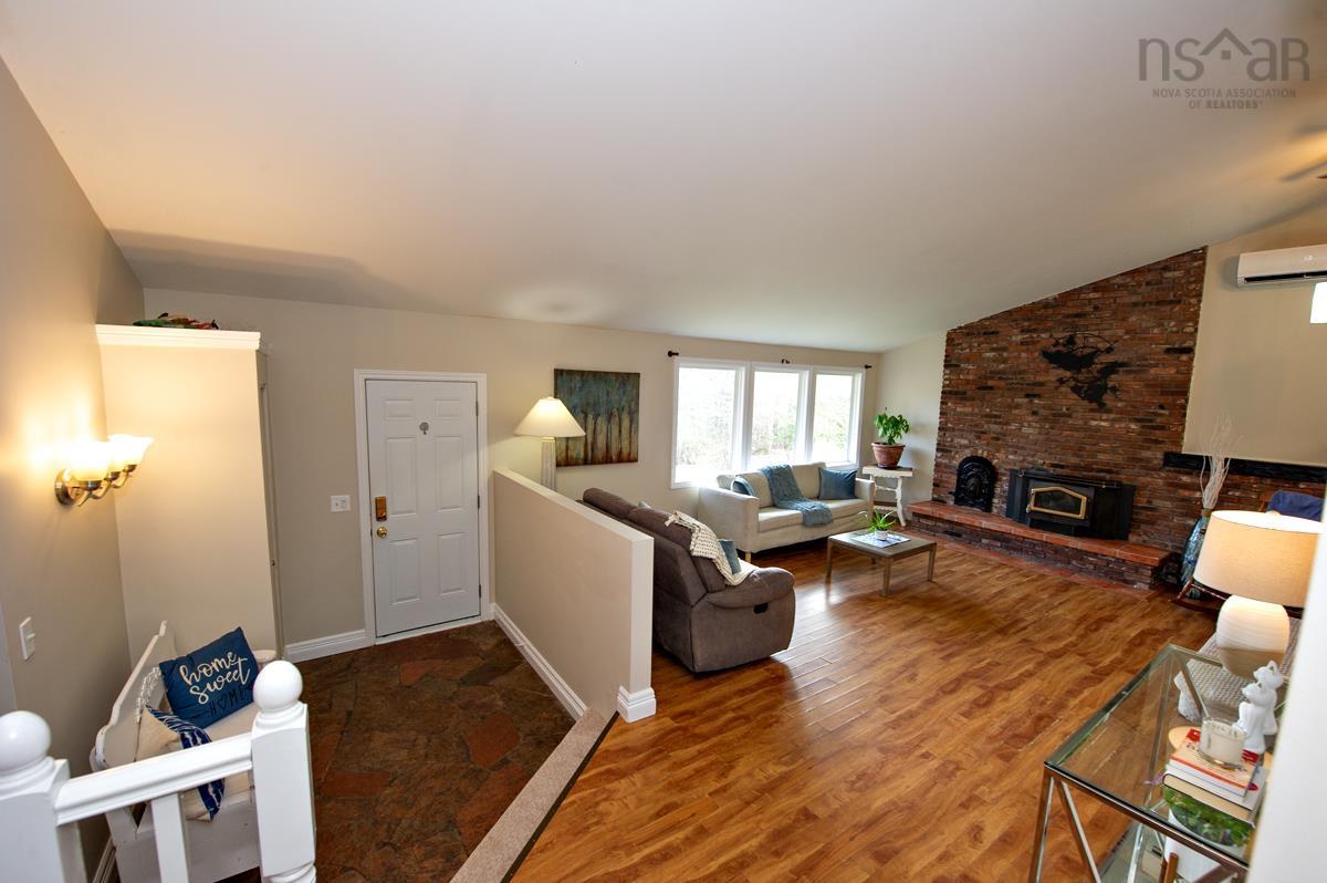 View image 9