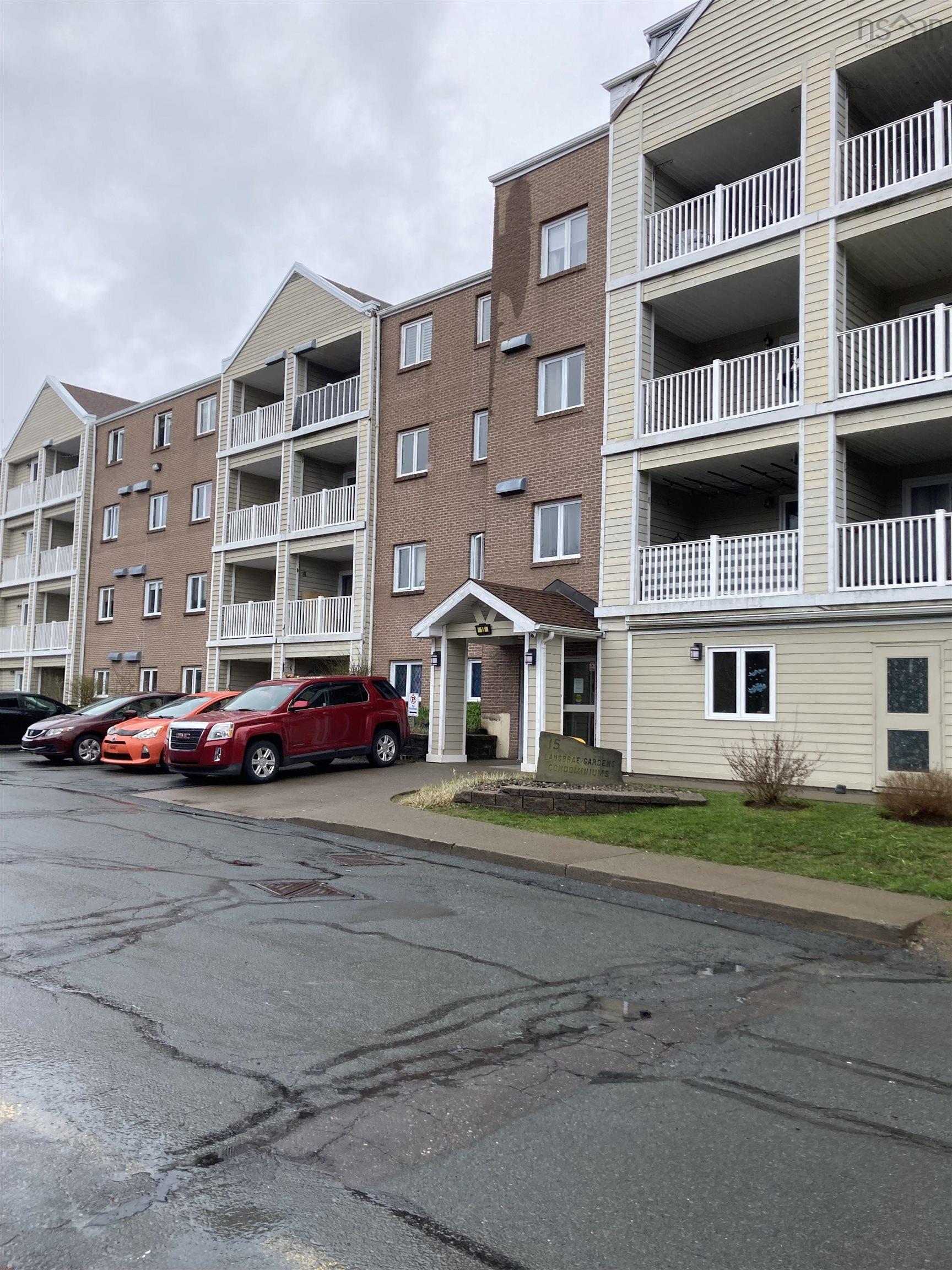 Thumbnail image for 103 15 Langbrae Drive MLS<sup>®</sup> 202610590