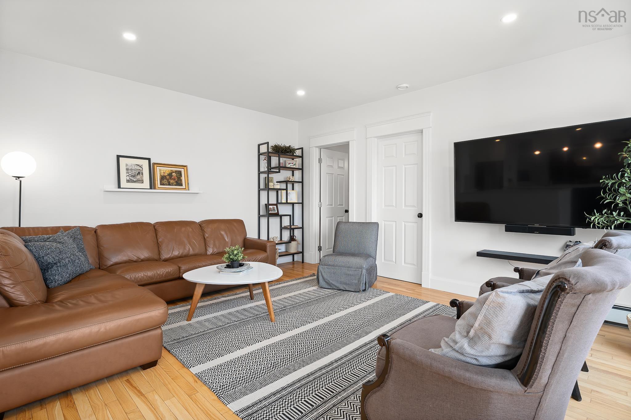 View image 17