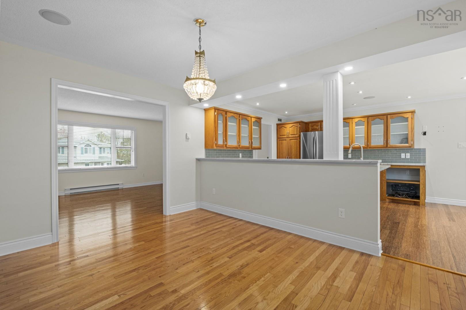 View image 9