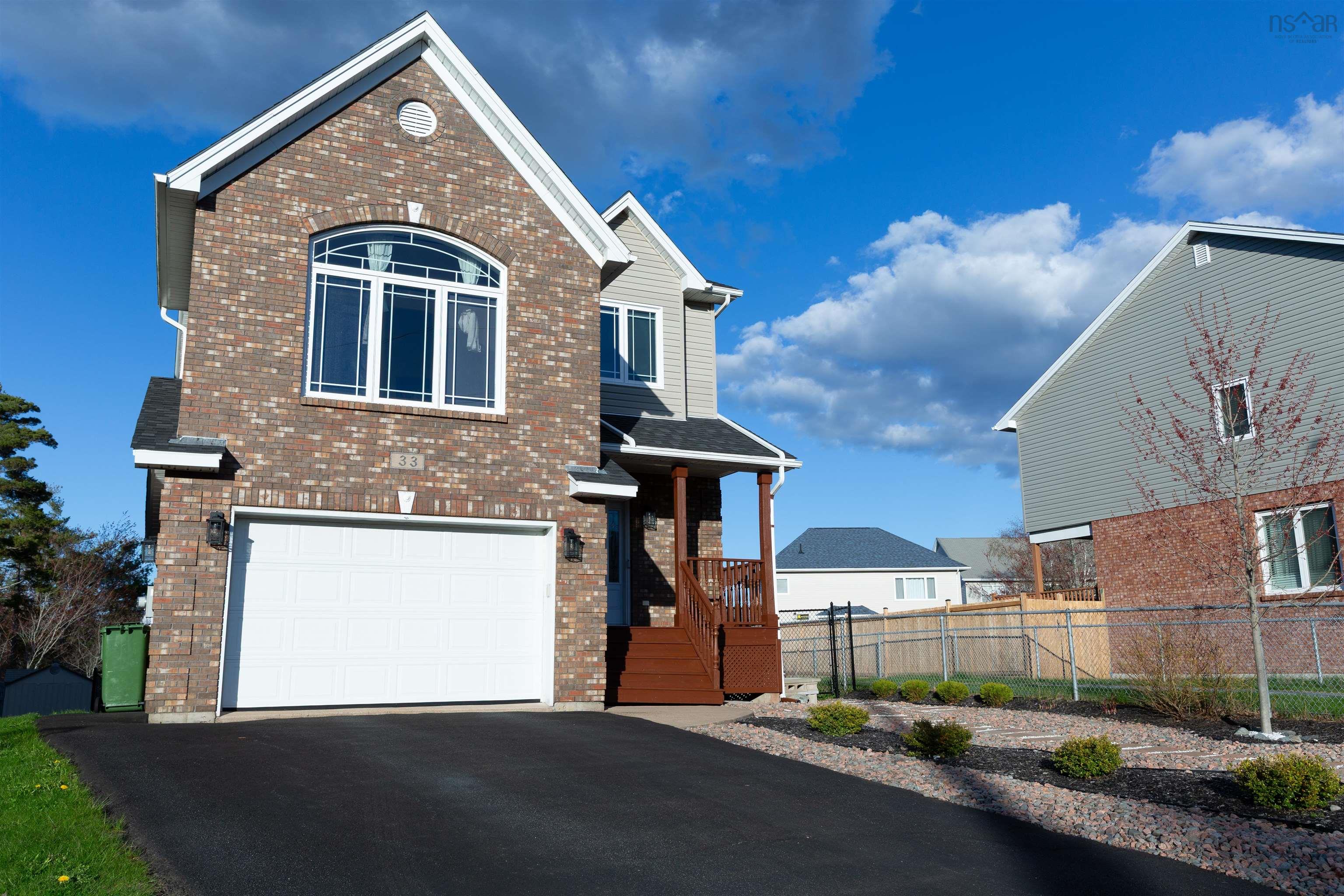 Thumbnail image for 33 Haystead Ridge MLS<sup>®</sup> 202610693