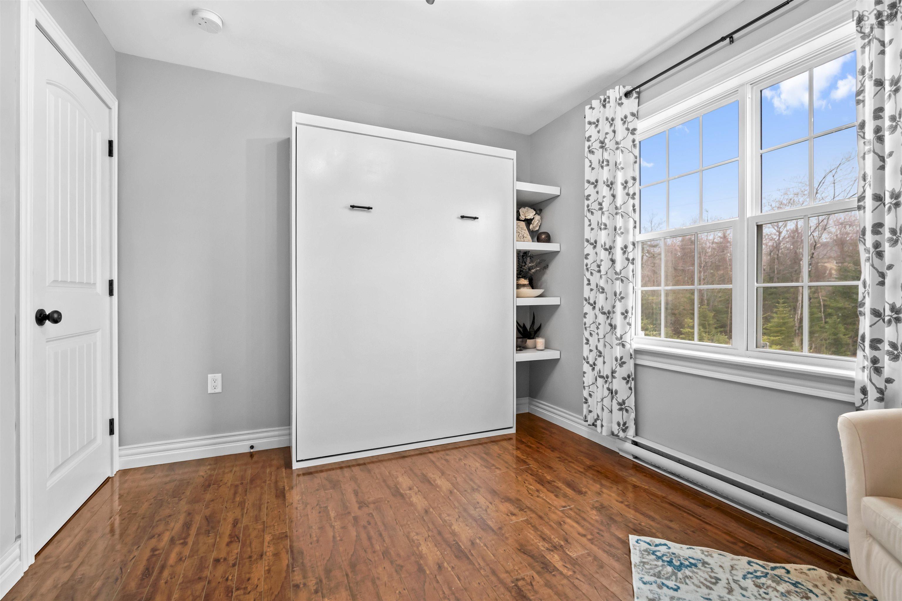 View image 18