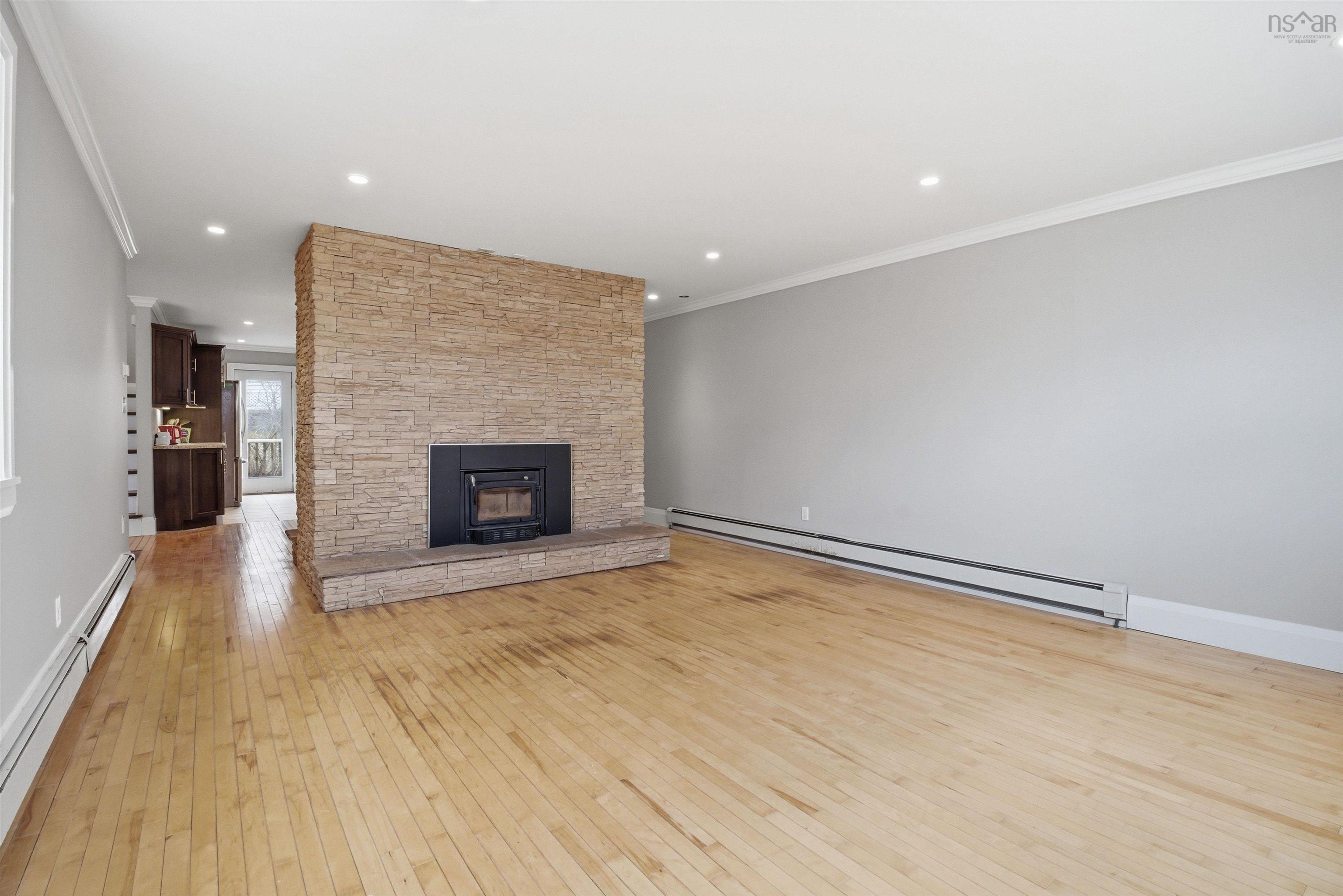 View image 15