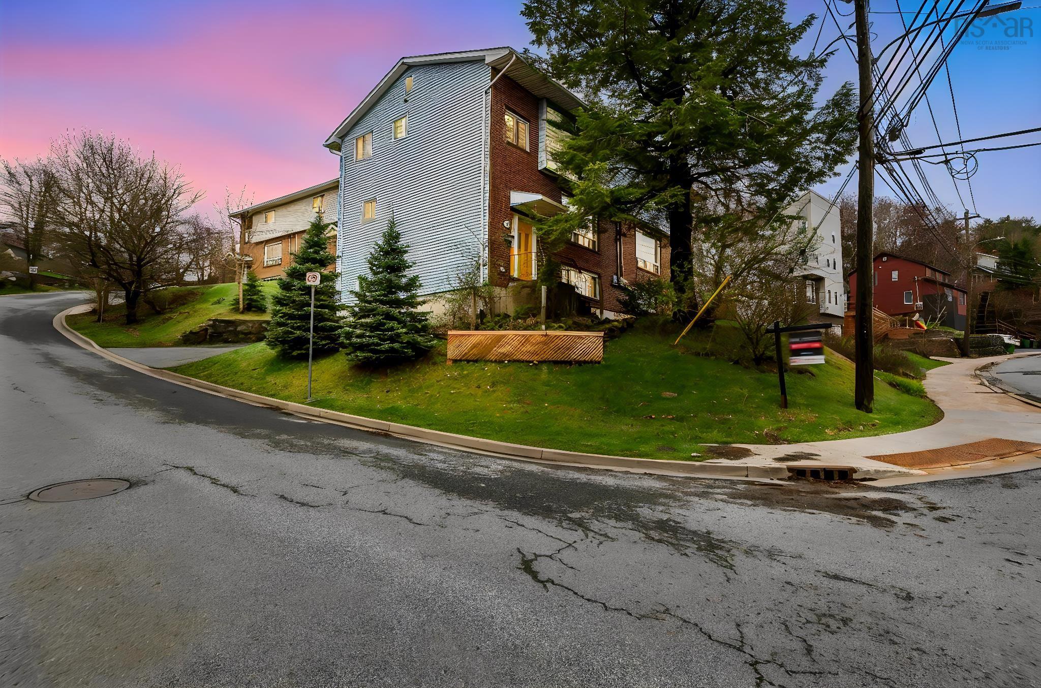 Thumbnail image for 562 St. Margarets Bay Road MLS<sup>®</sup> 202610742