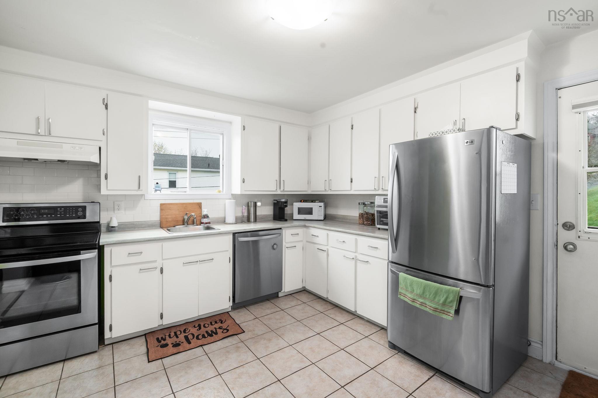 View image 11