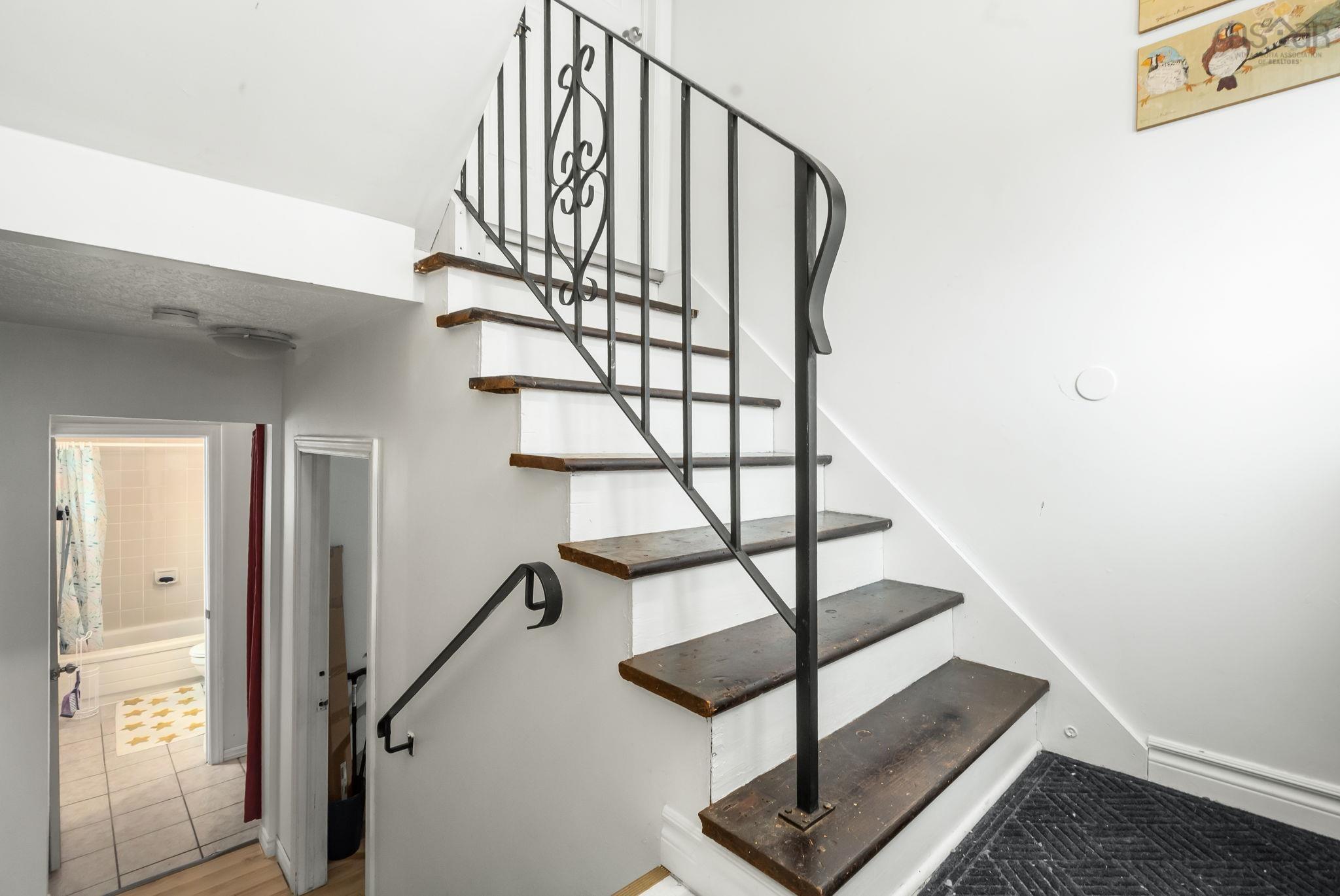 View image 19