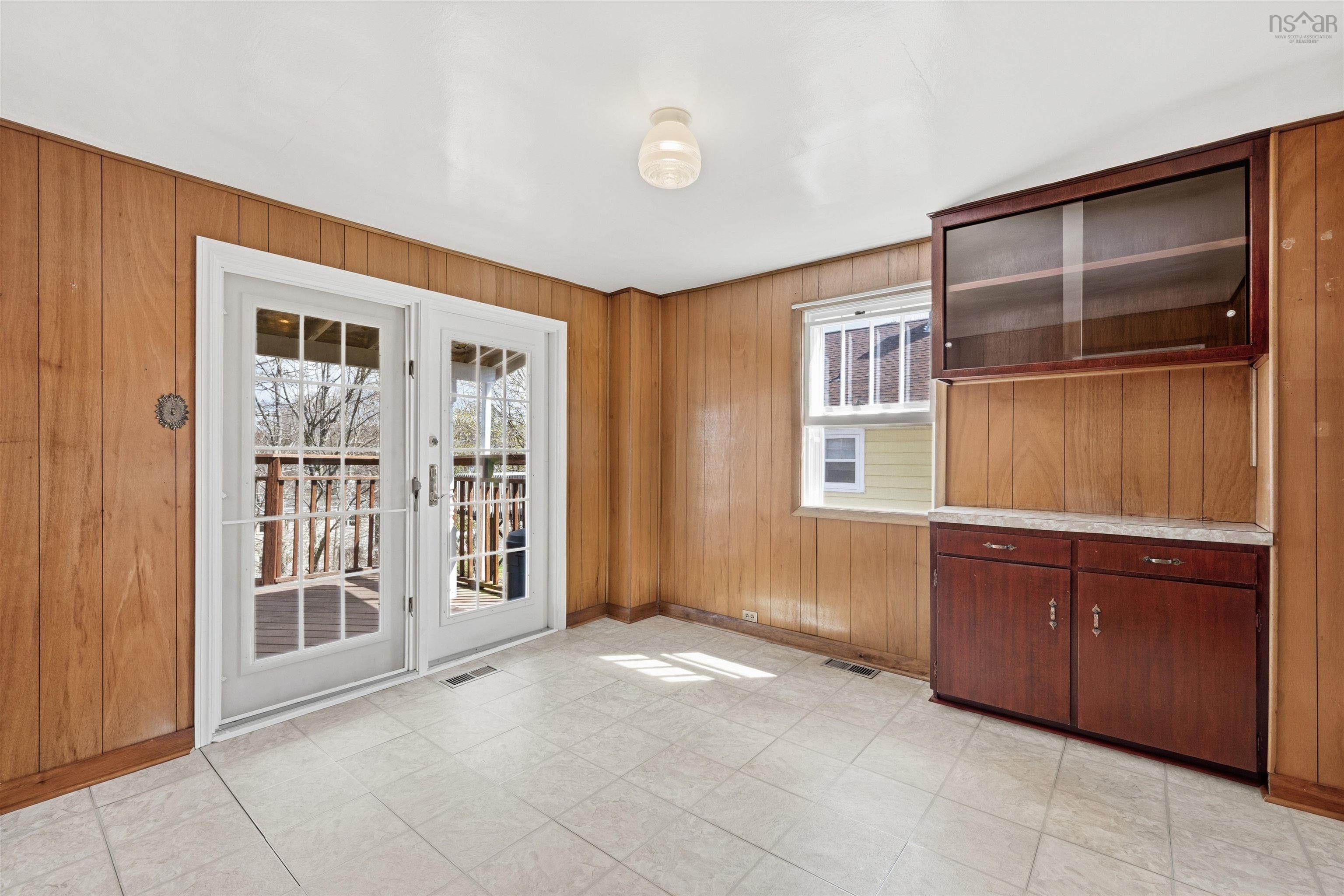 View image 12