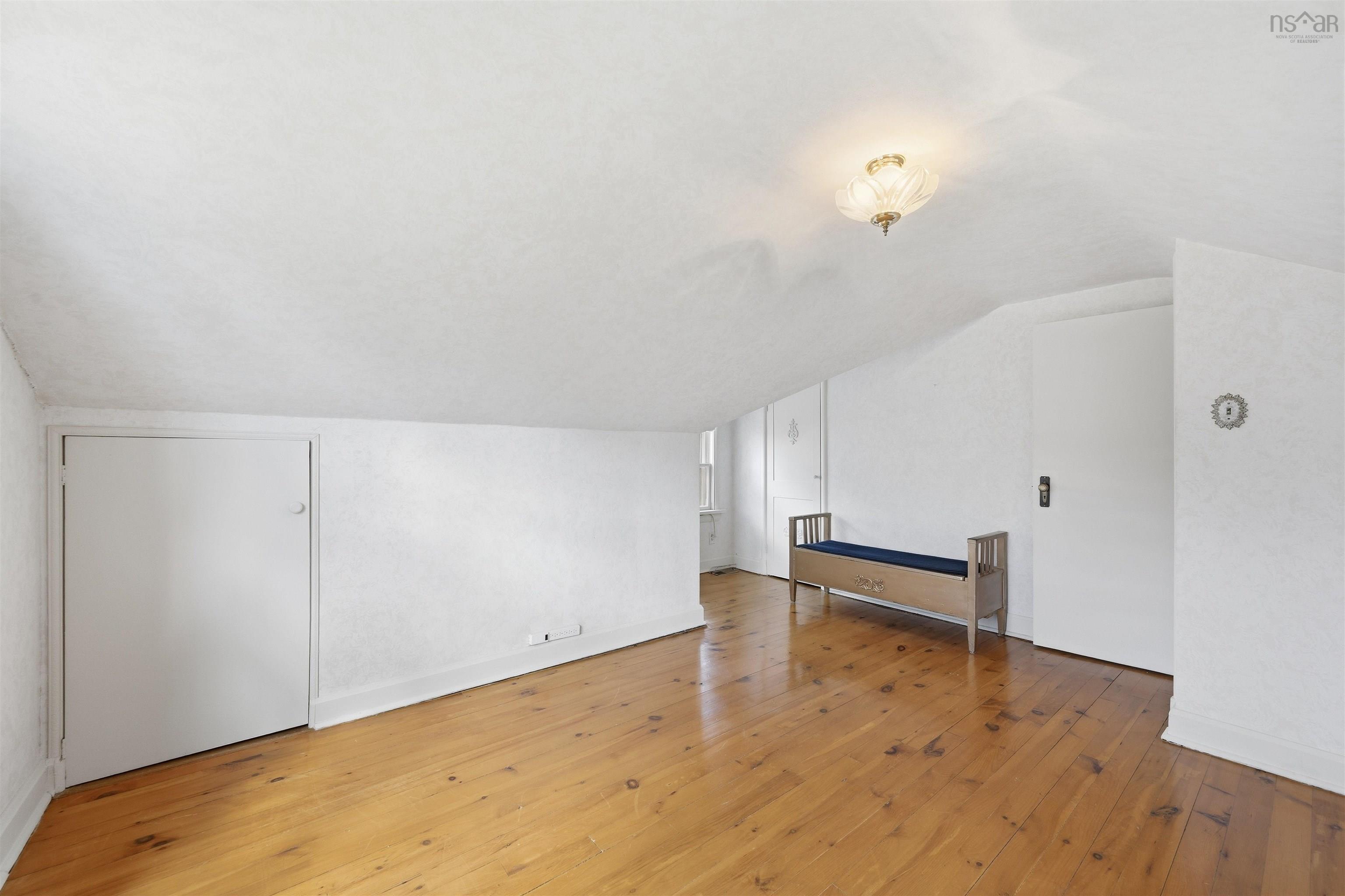 View image 25