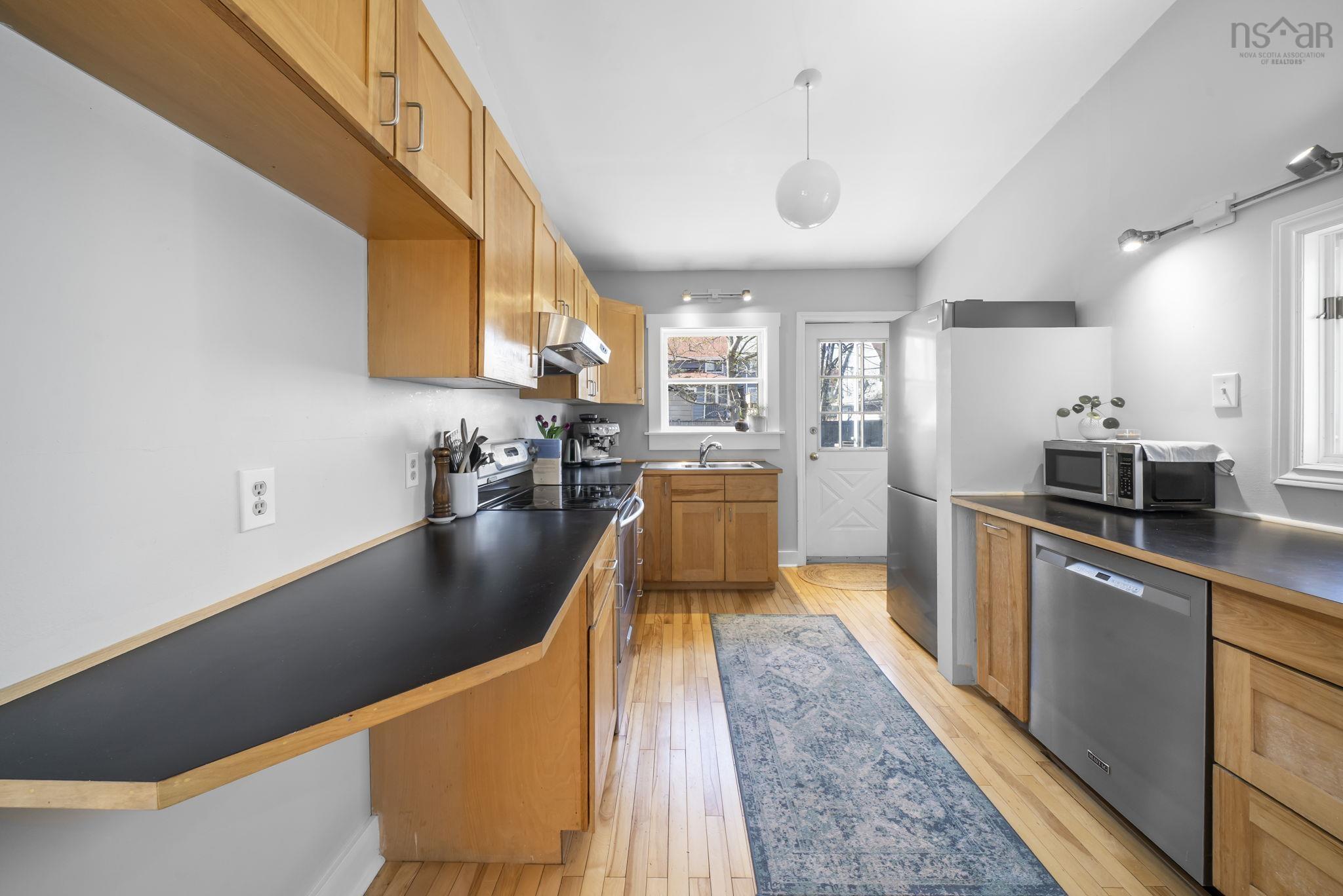 View image 12