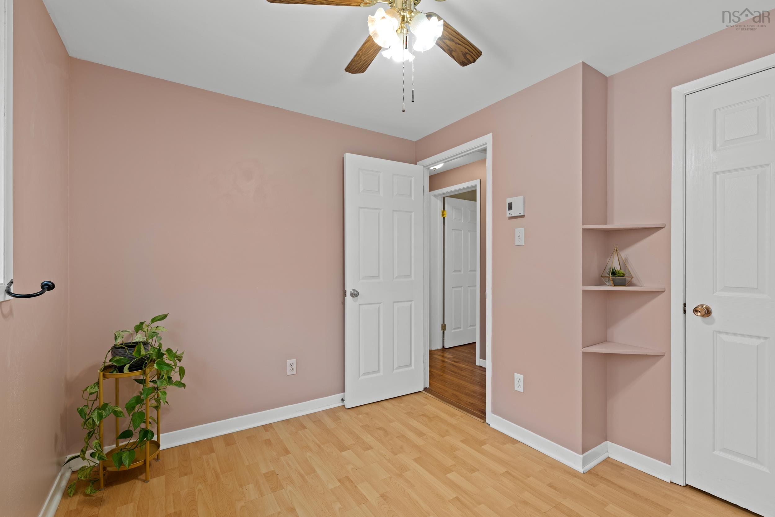 View image 18