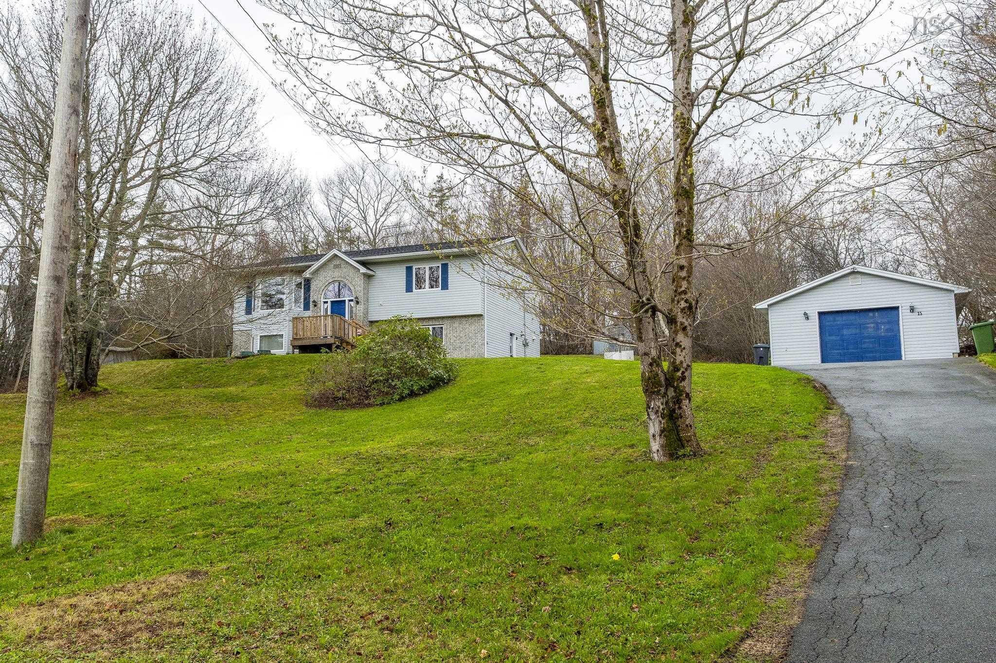 Thumbnail image for 15 Bainbridge Court MLS<sup>®</sup> 202610800