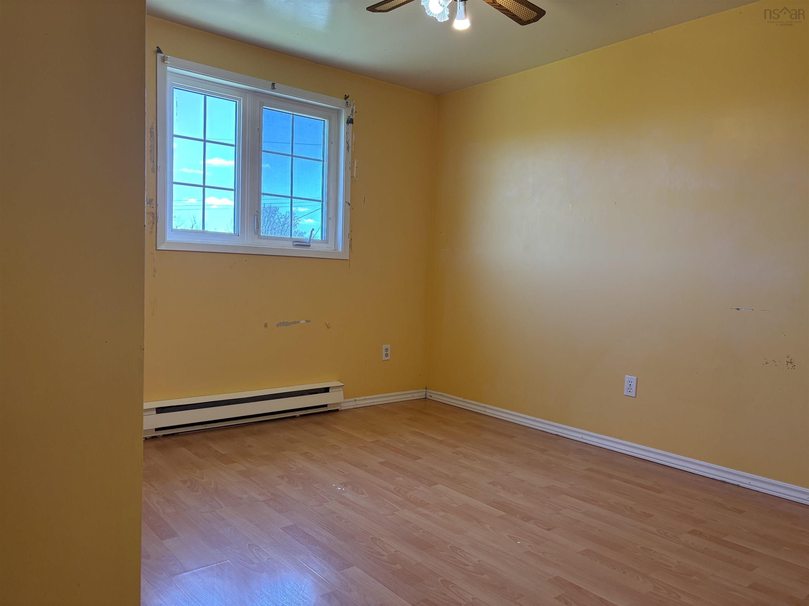 View image 12