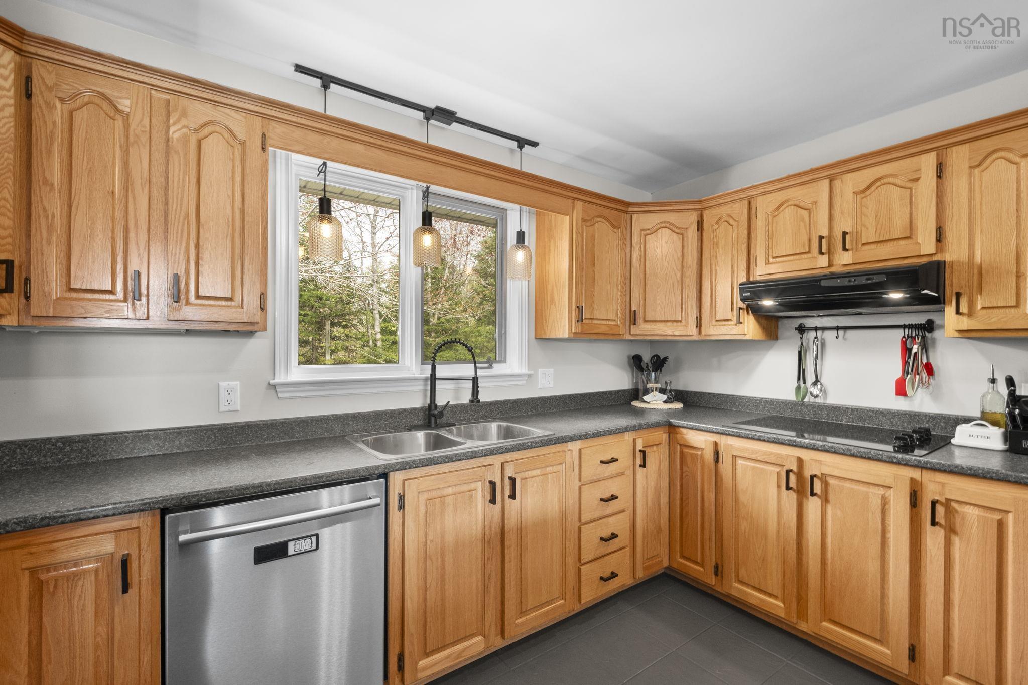 View image 12
