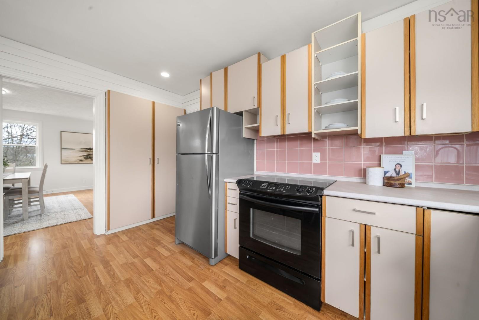 View image 18