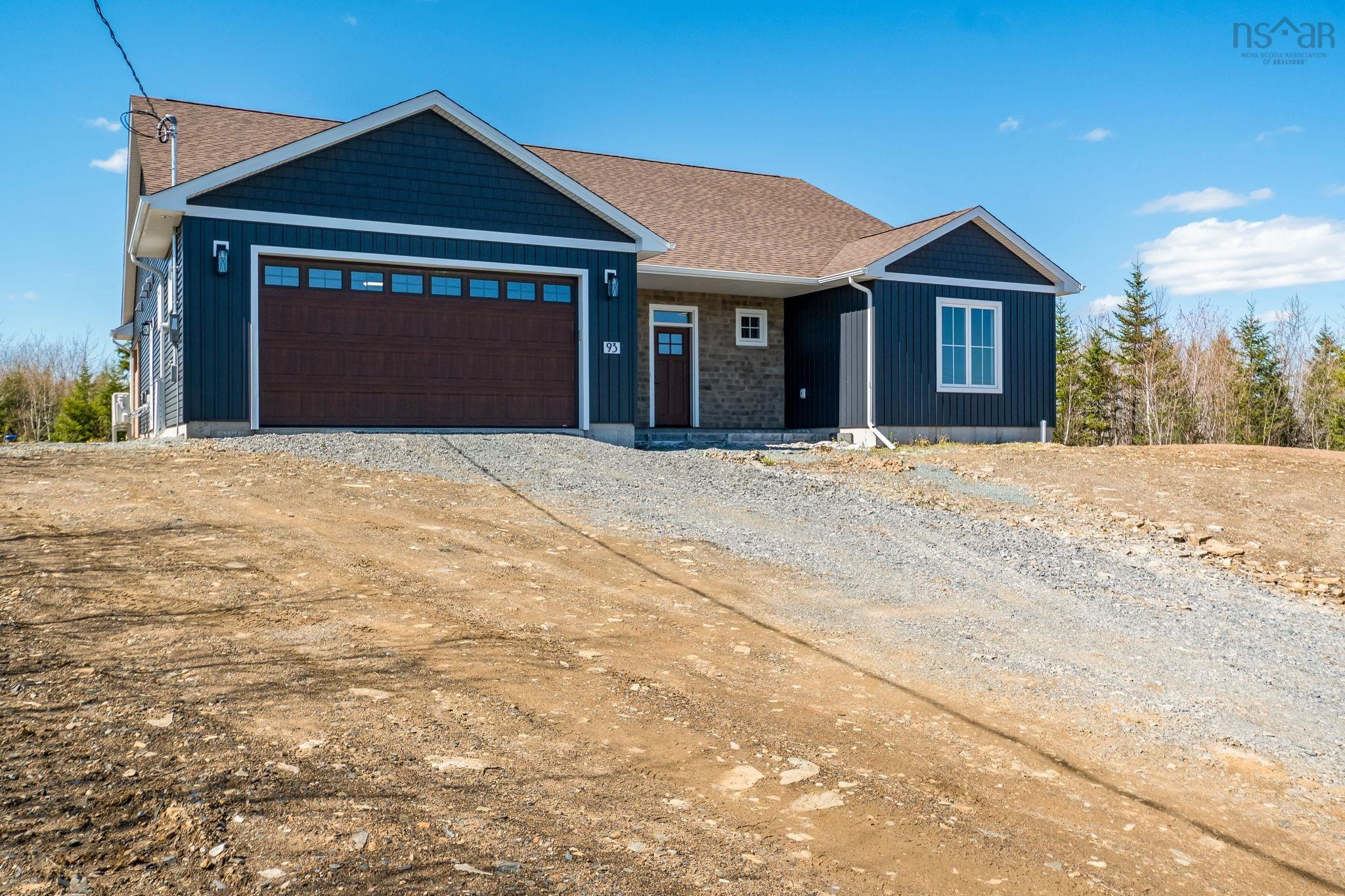 Thumbnail image for 93 Sugarwood Court MLS<sup>®</sup> 202610875