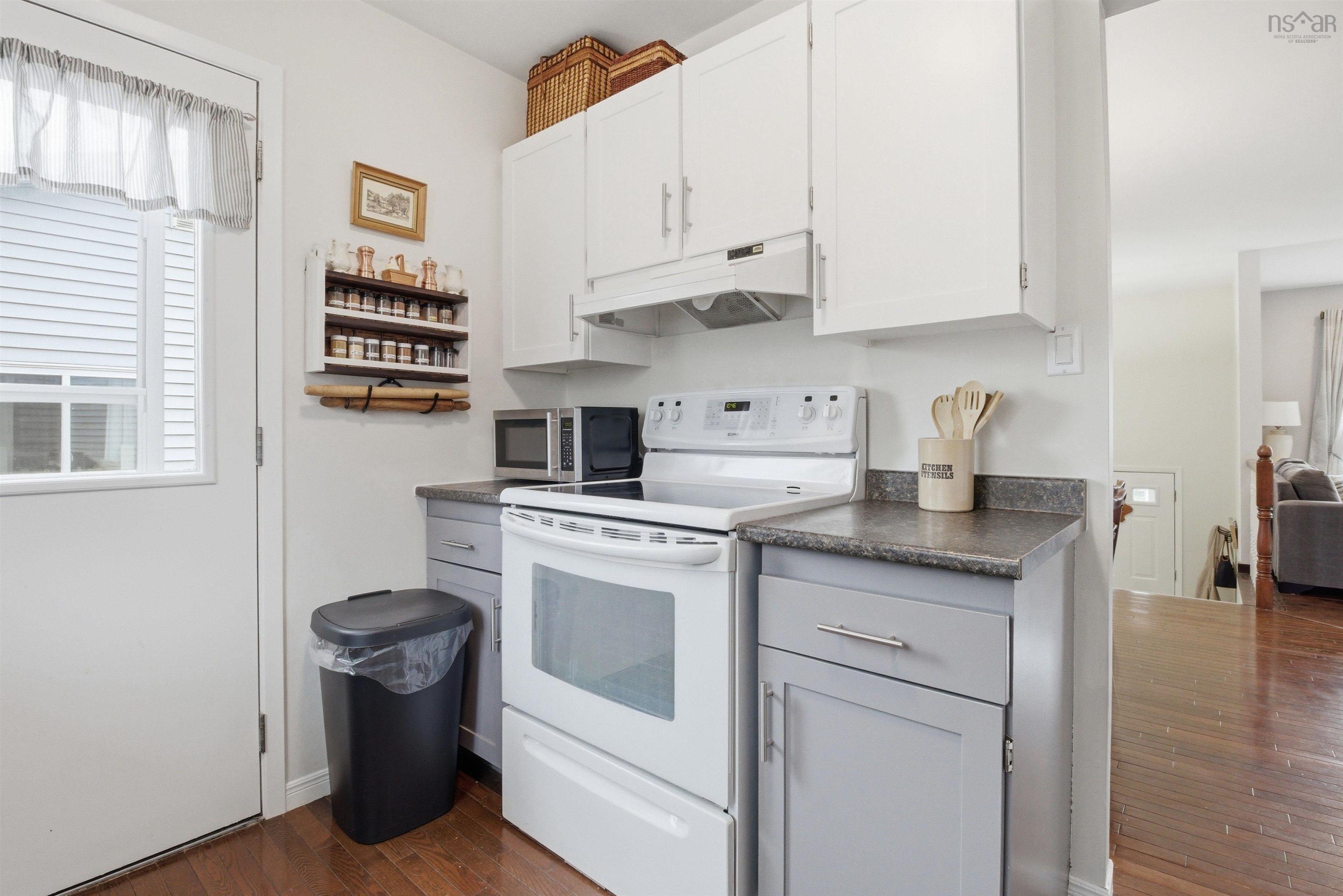 View image 12