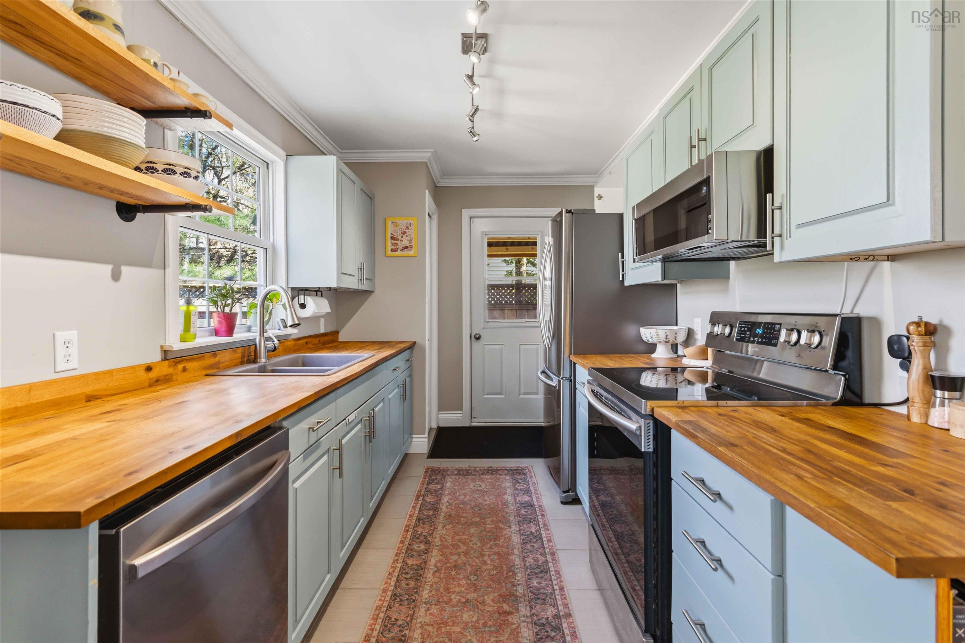 View image 12