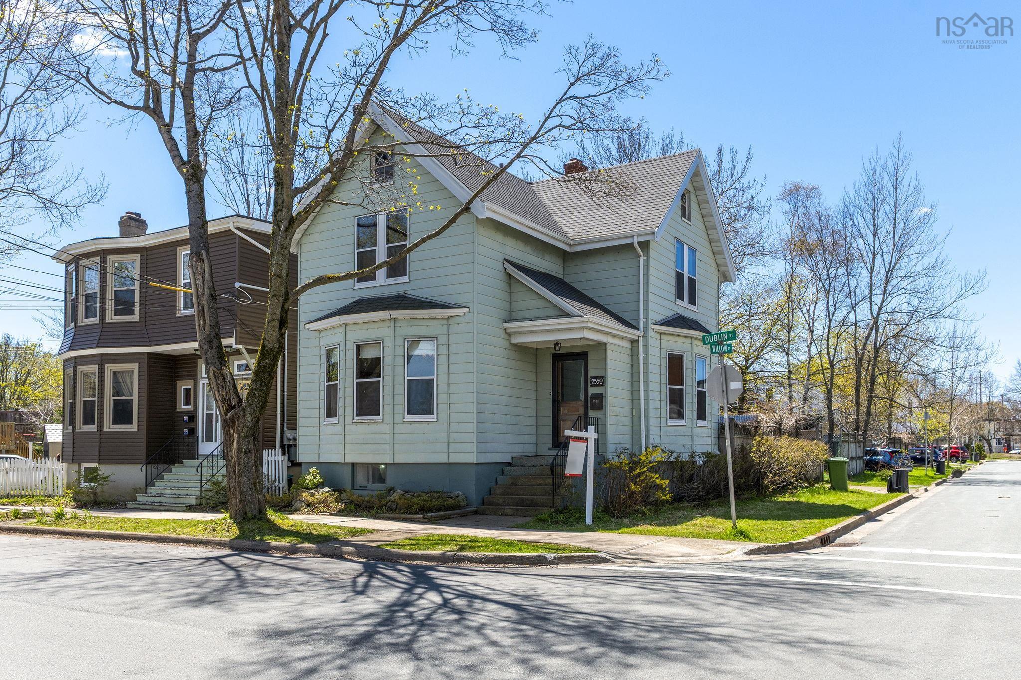 Thumbnail image for 2550 Dublin Street MLS<sup>®</sup> 202610899