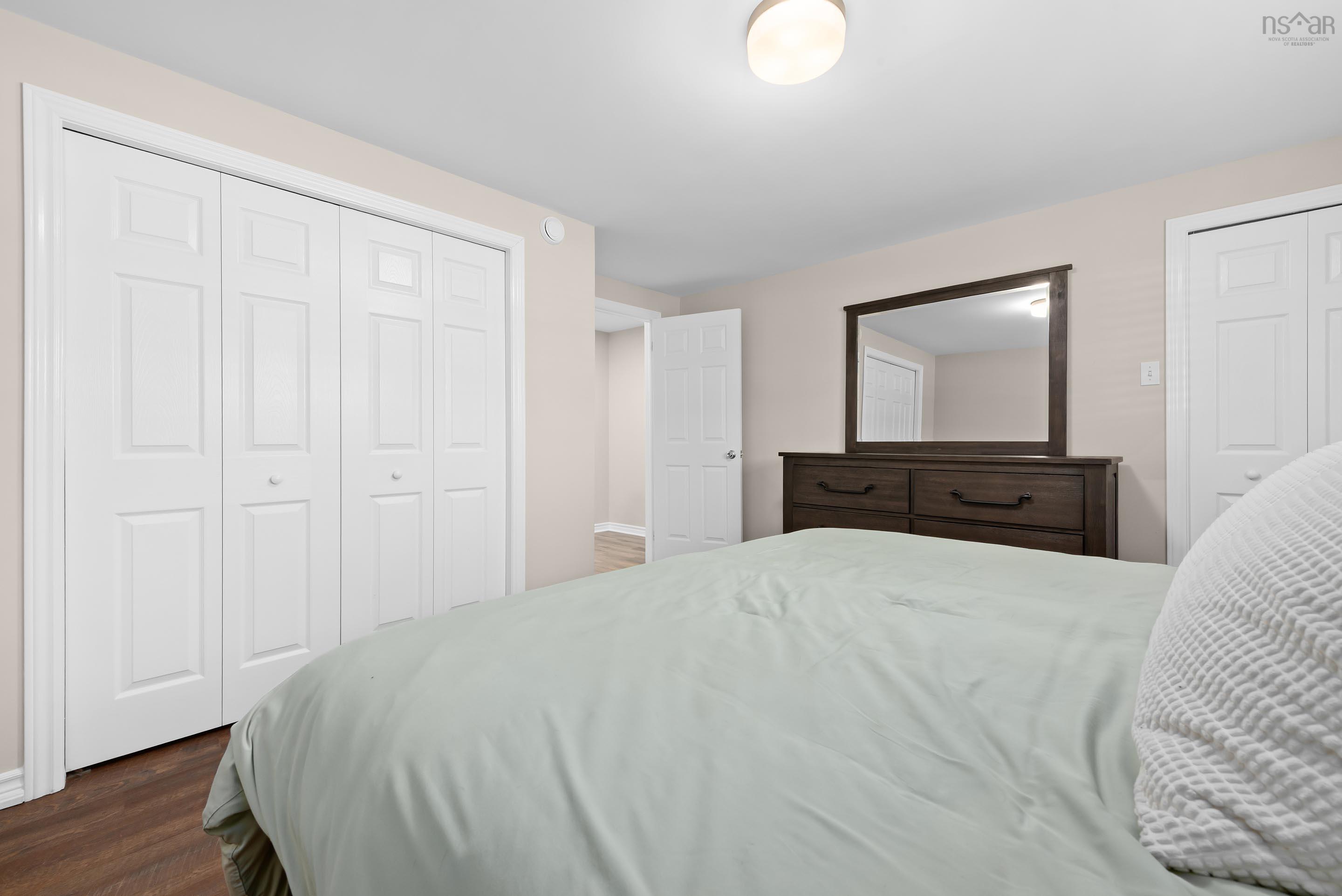 View image 12