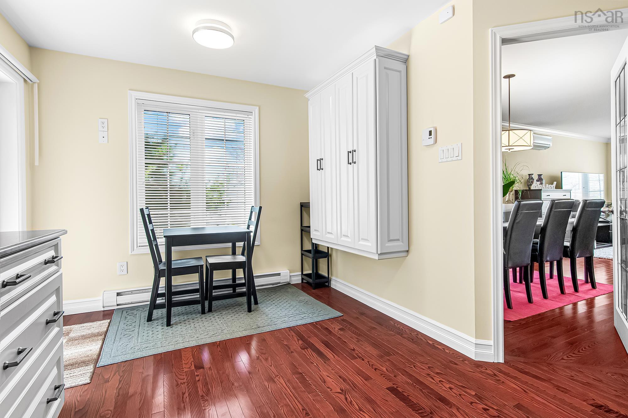 View image 11