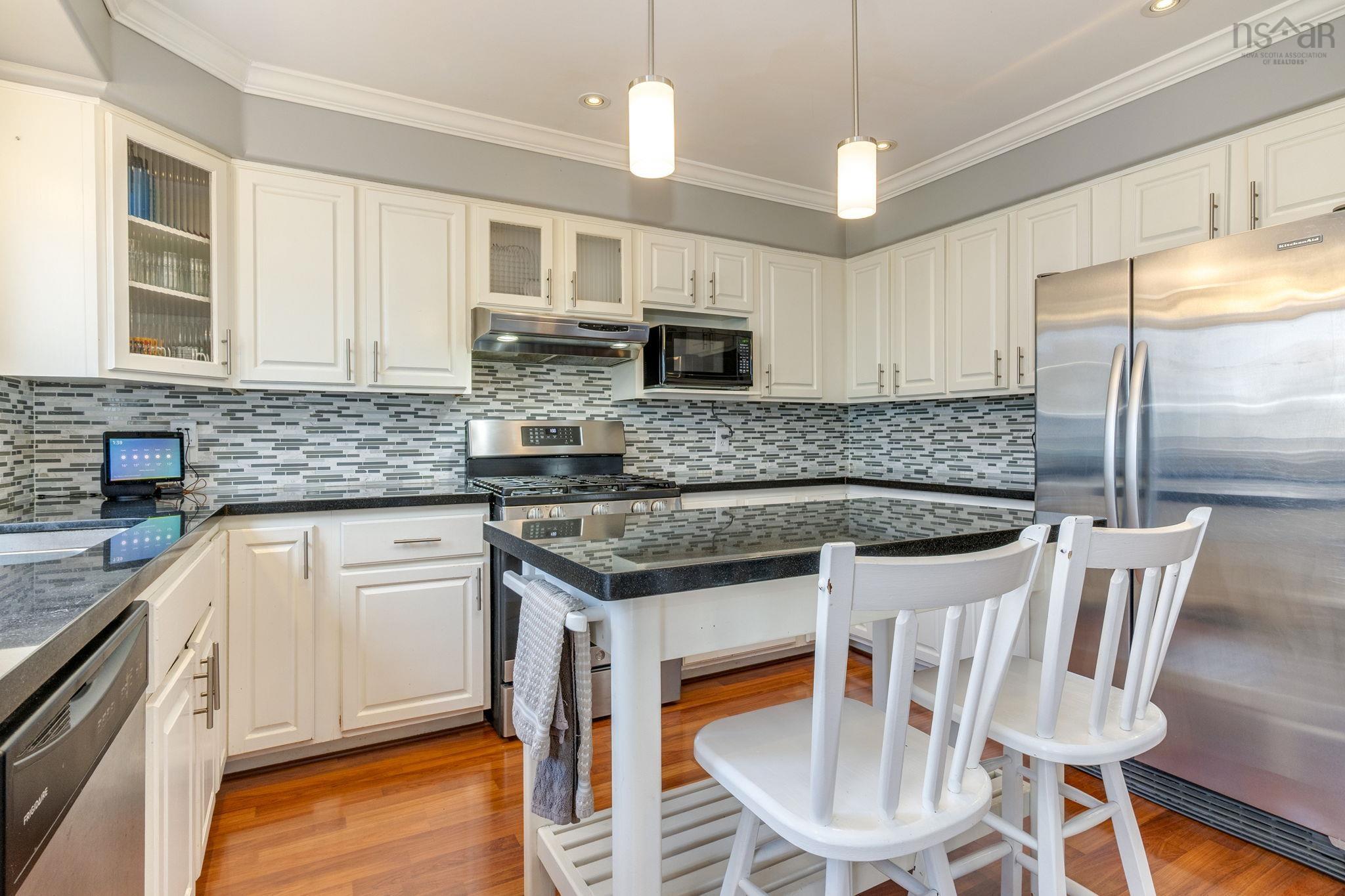 View image 11